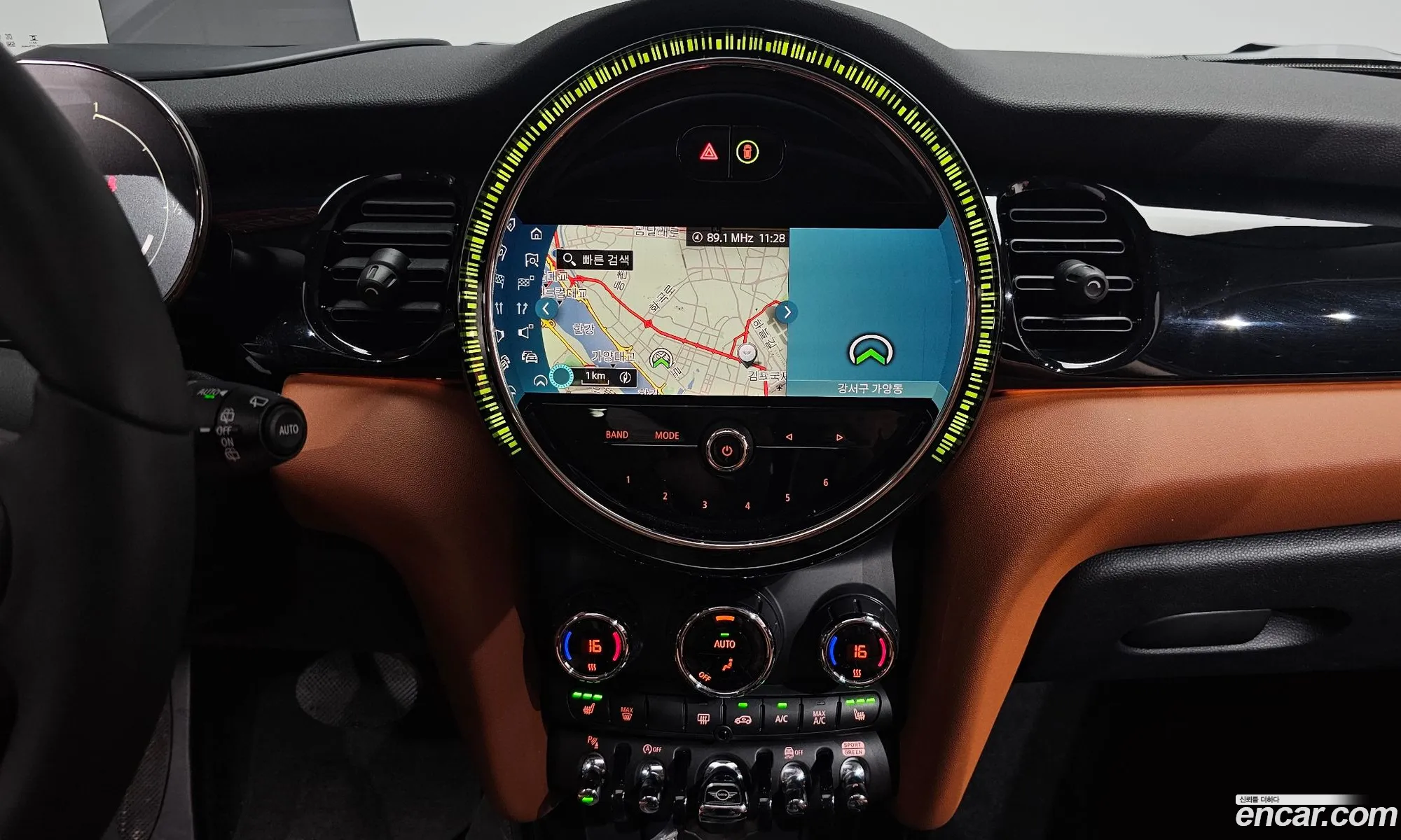 Mini Cooper S 2023 WMW61DH0XR2U43810 — 5