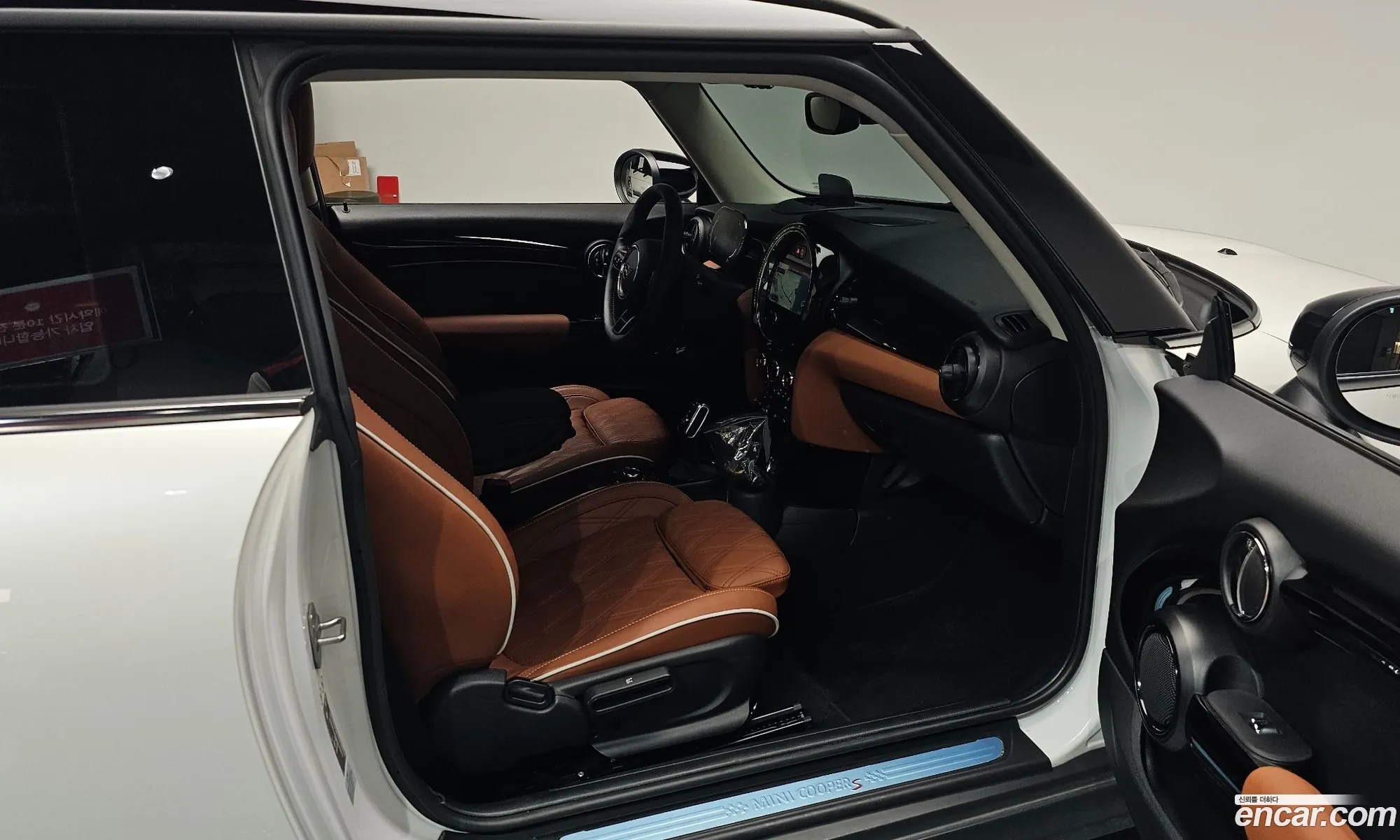 Mini Cooper S 2023 WMW61DH0XR2U43810 — 15
