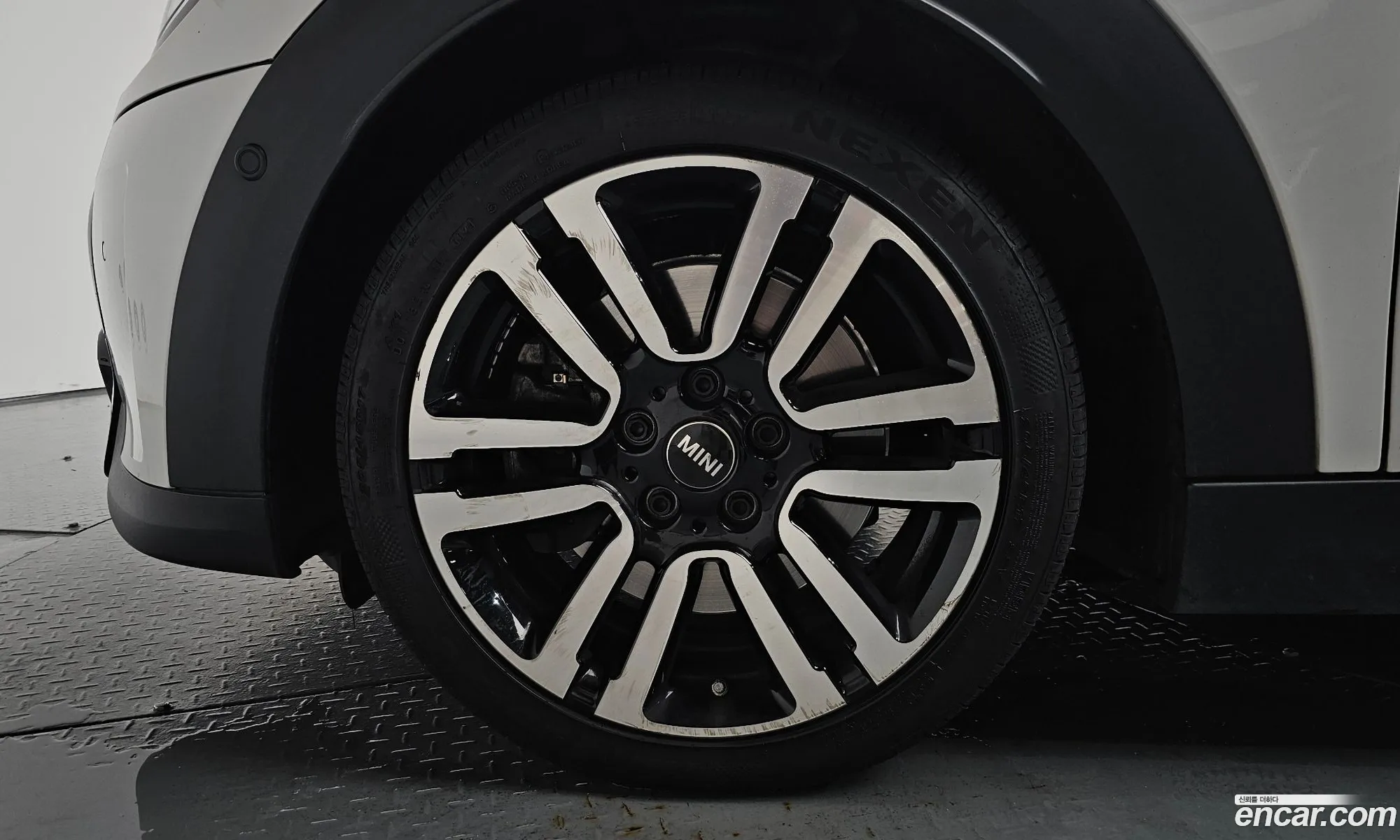 Mini Cooper S 2023 WMW61DH0XR2U43810 — 2