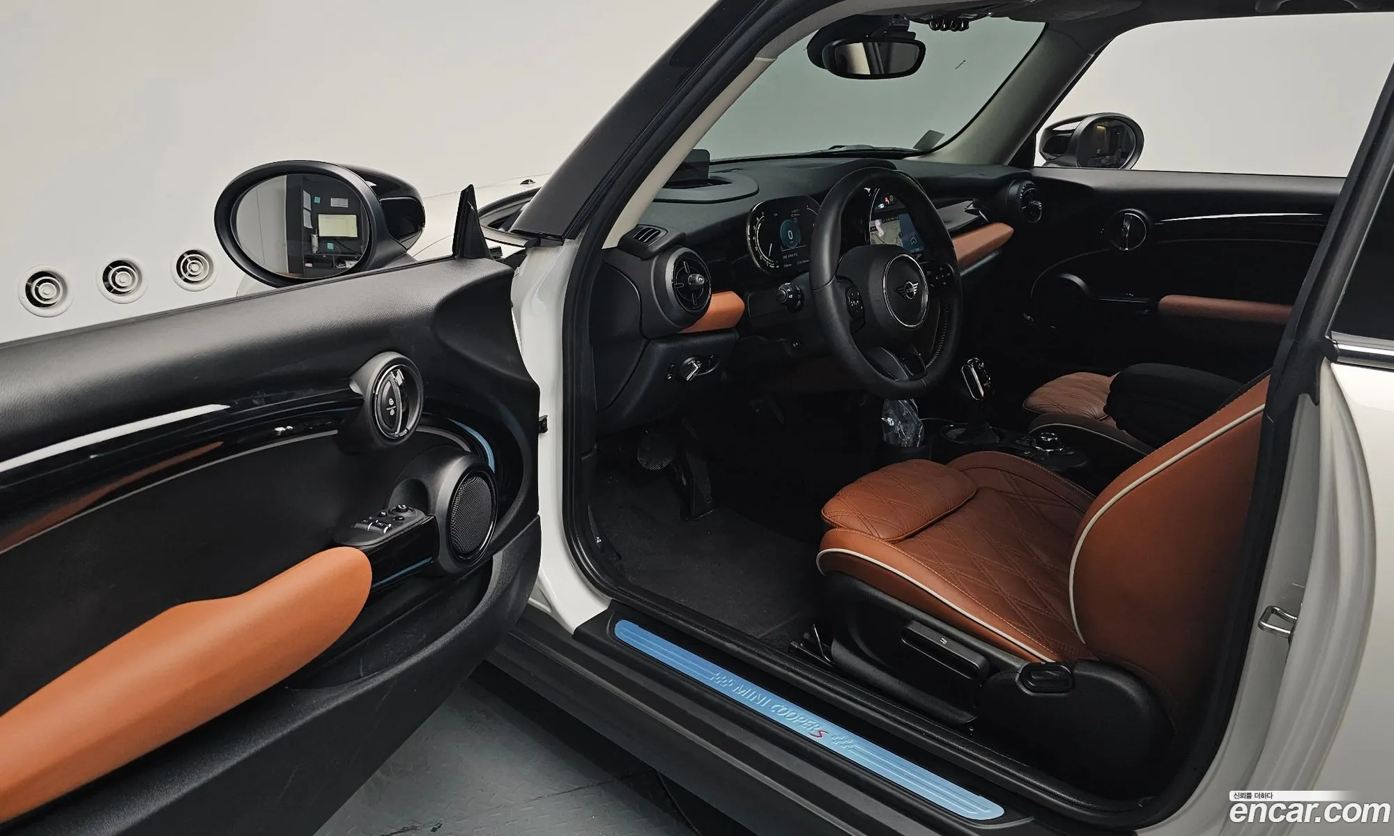 Mini Cooper S 2023 WMW61DH0XR2U43810 — 3