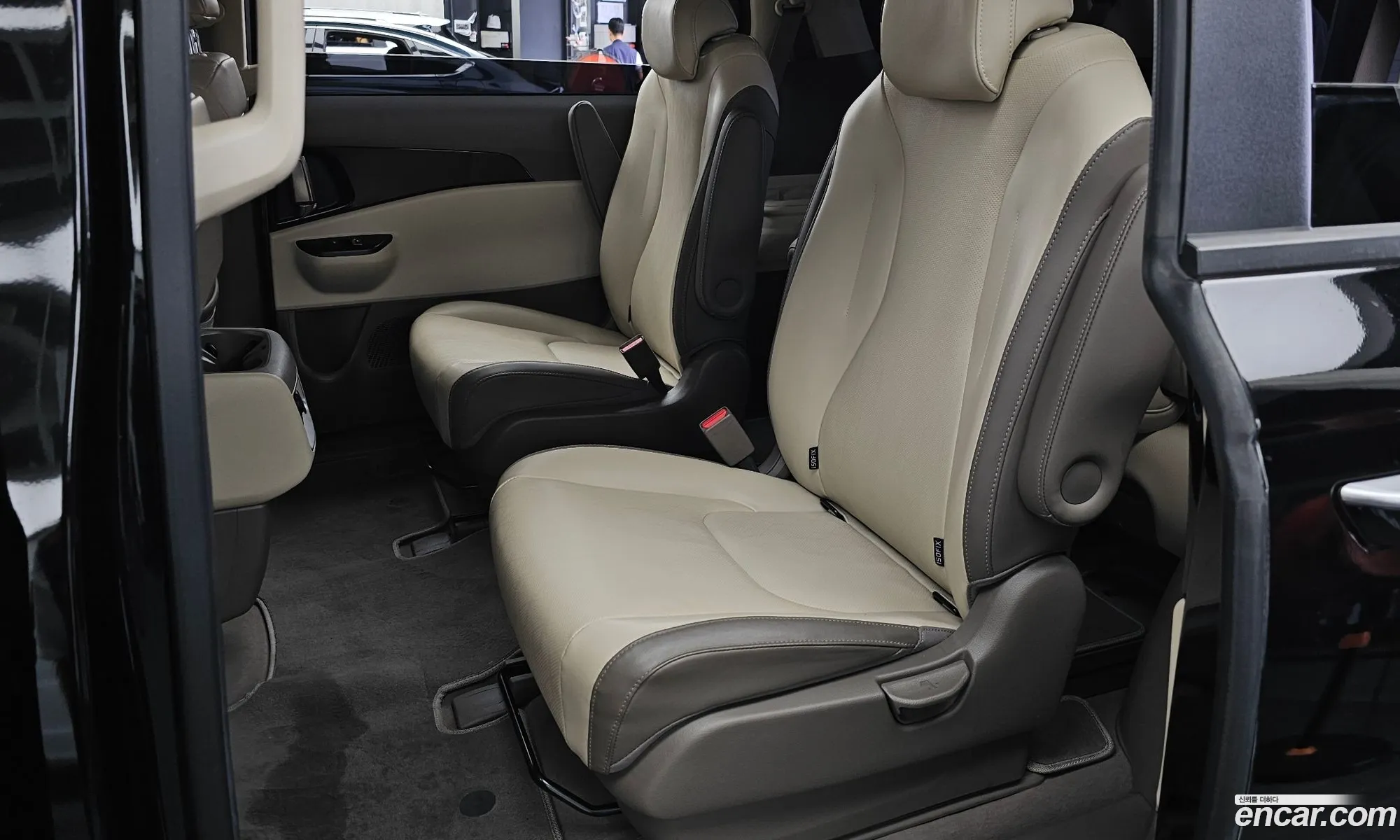 Kia Carnival 2021 — 19