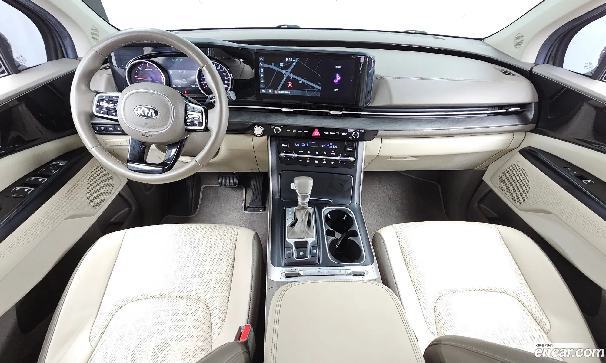 Kia Carnival 2021 — 2