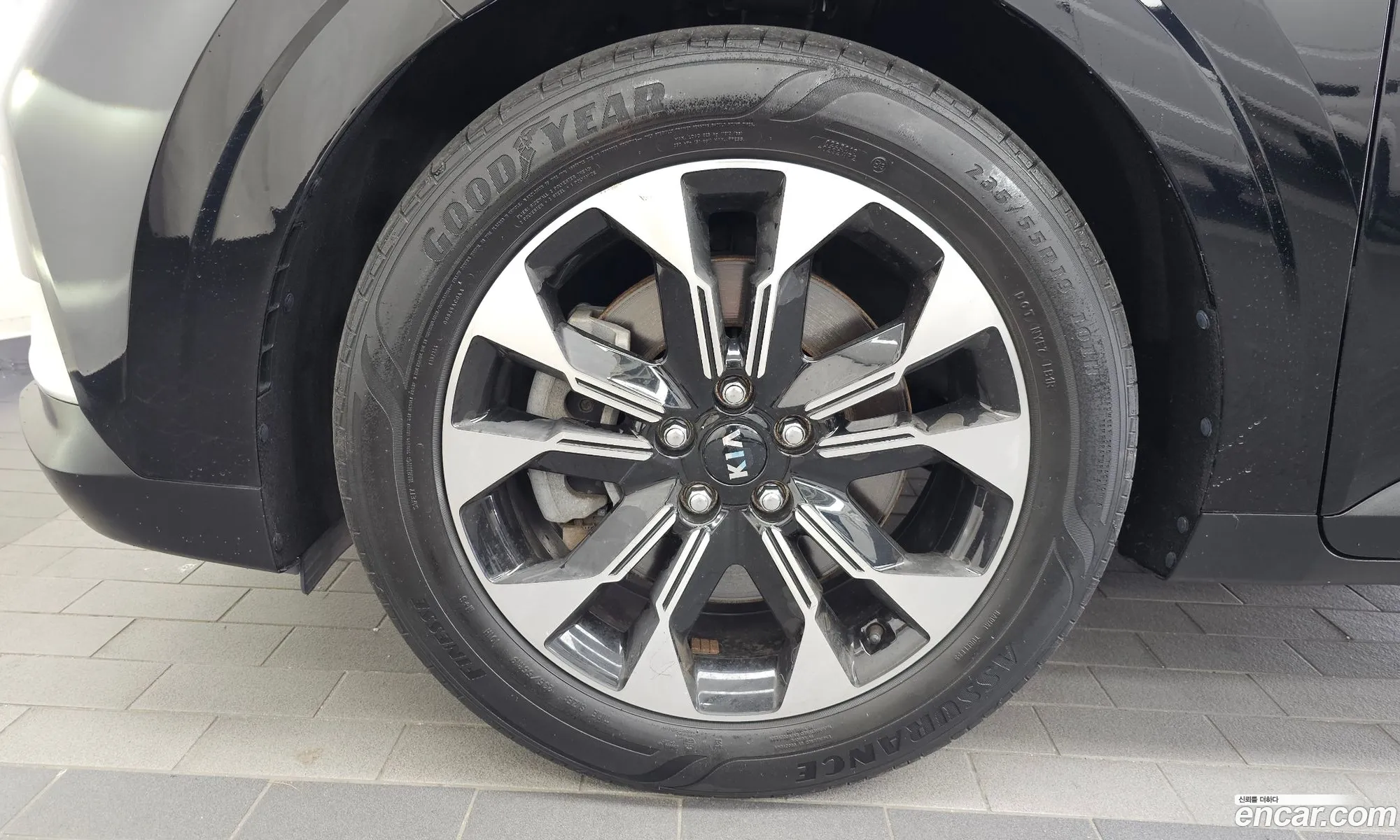 Kia Carnival 2021 — 13