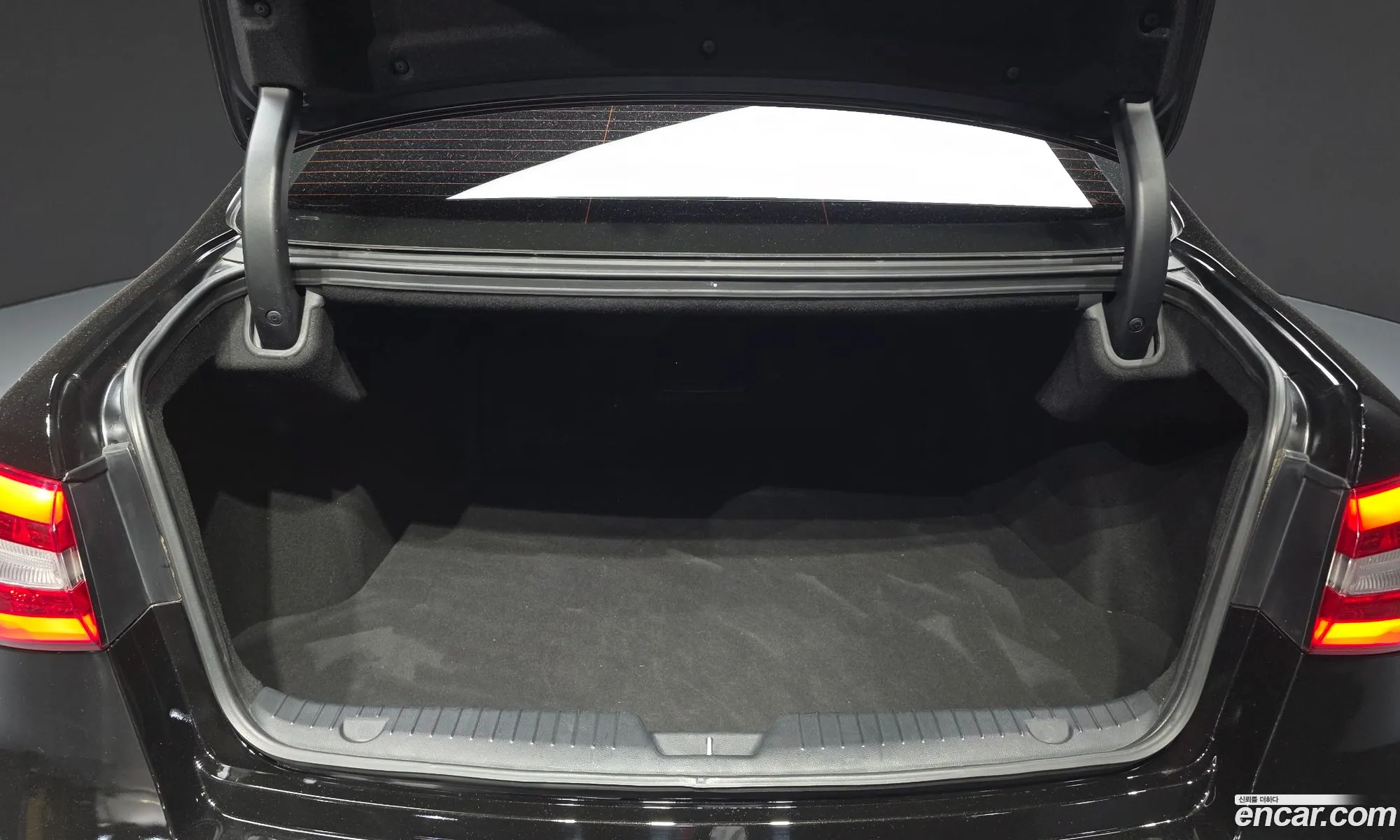 Kia K7 2012 — 19