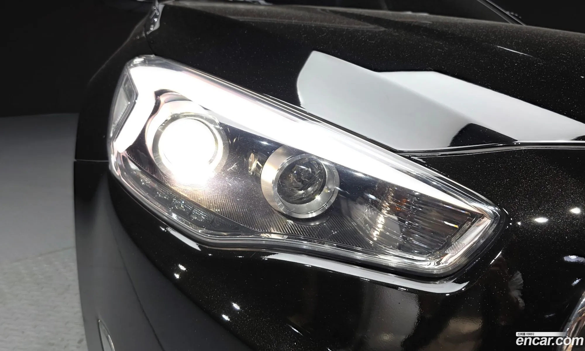 Kia K7 2012 — 11