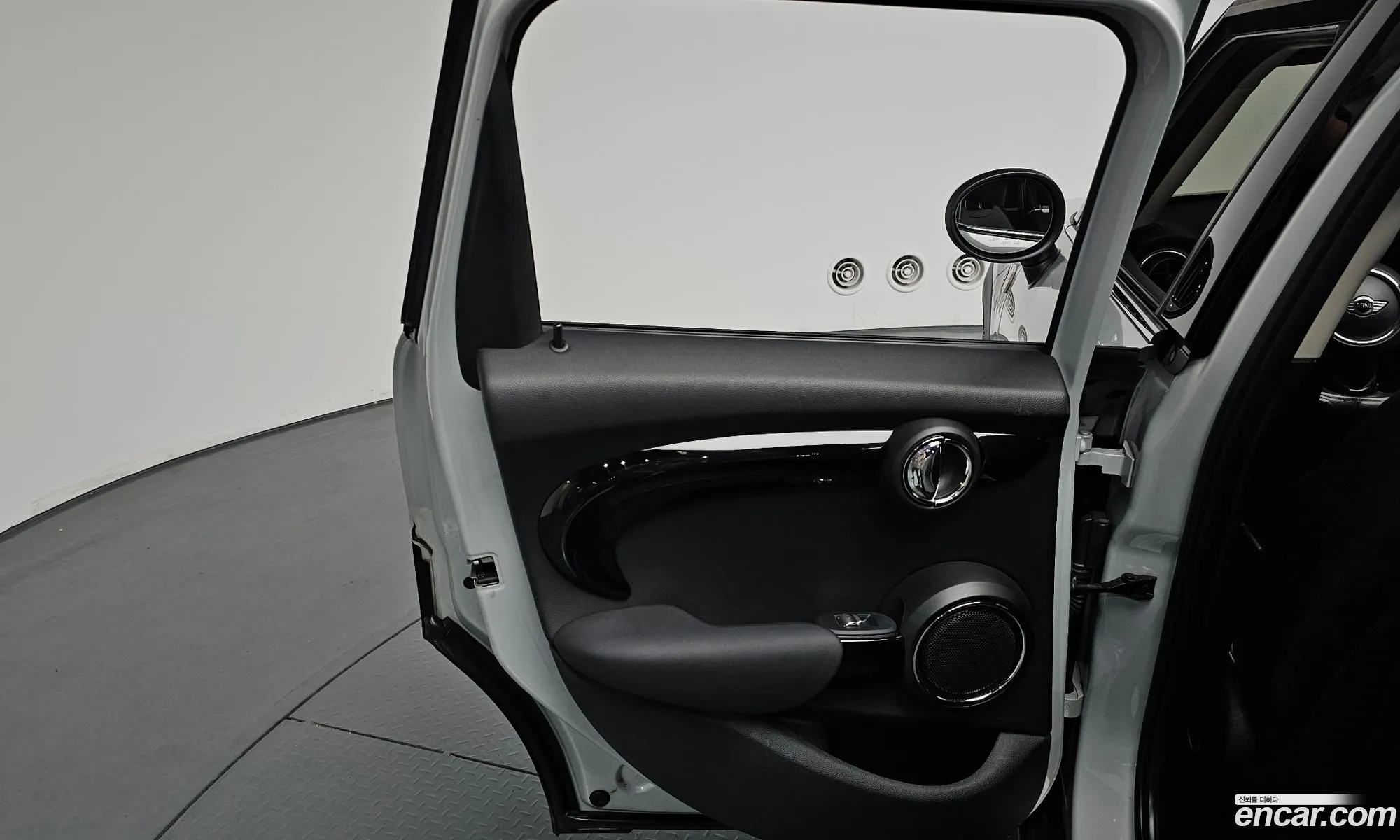 Mini Cooper 2016 WMWXU1106G2A93080 — 18