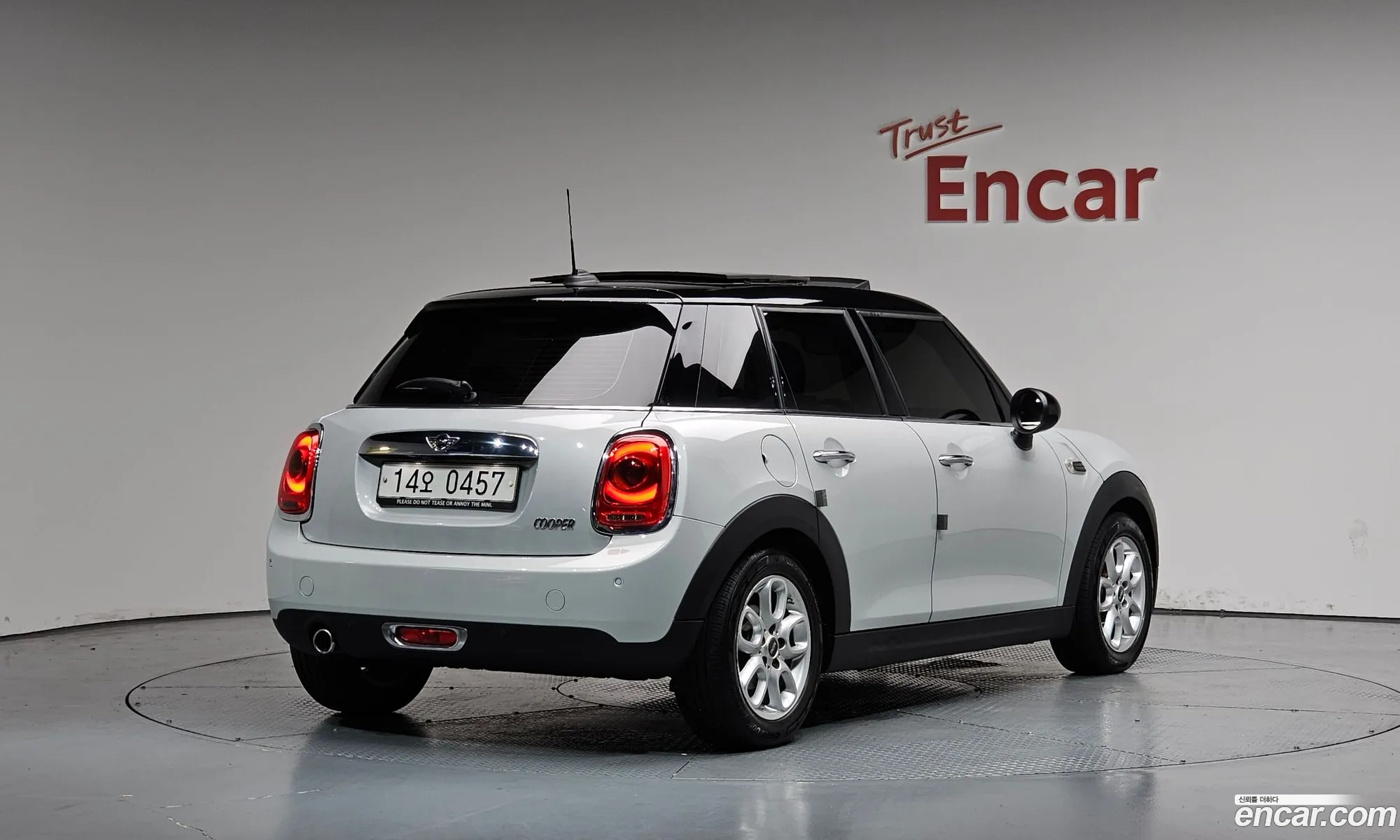 Mini Cooper 2016 WMWXU1106G2A93080 — 10