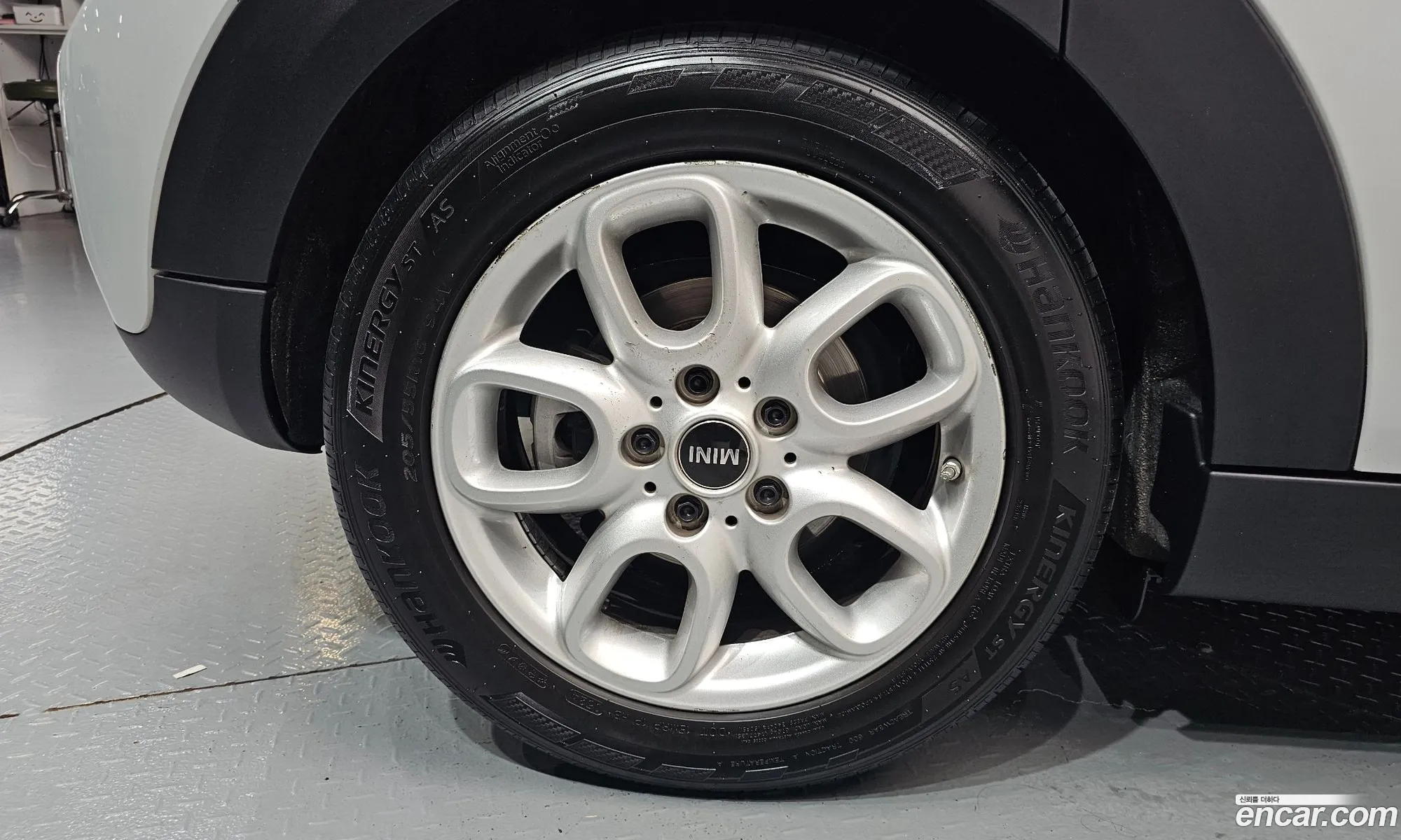 Mini Cooper 2016 WMWXU1106G2A93080 — 5