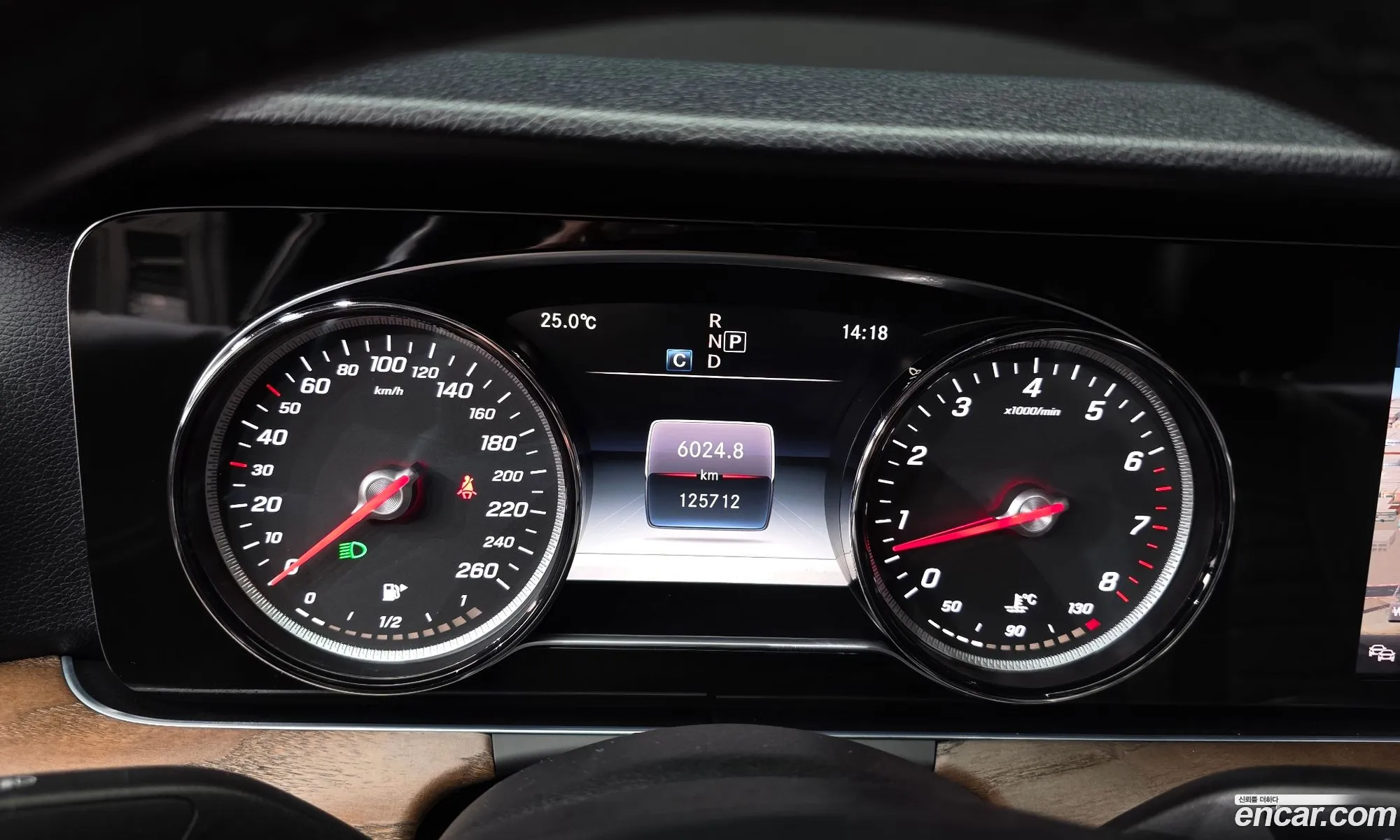 Mercedes-Benz E-Class W213 2017 WDDZF4KB2JA312320 — 20