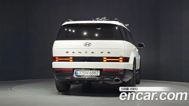 Hyundai Santa Fe 2024 — 3