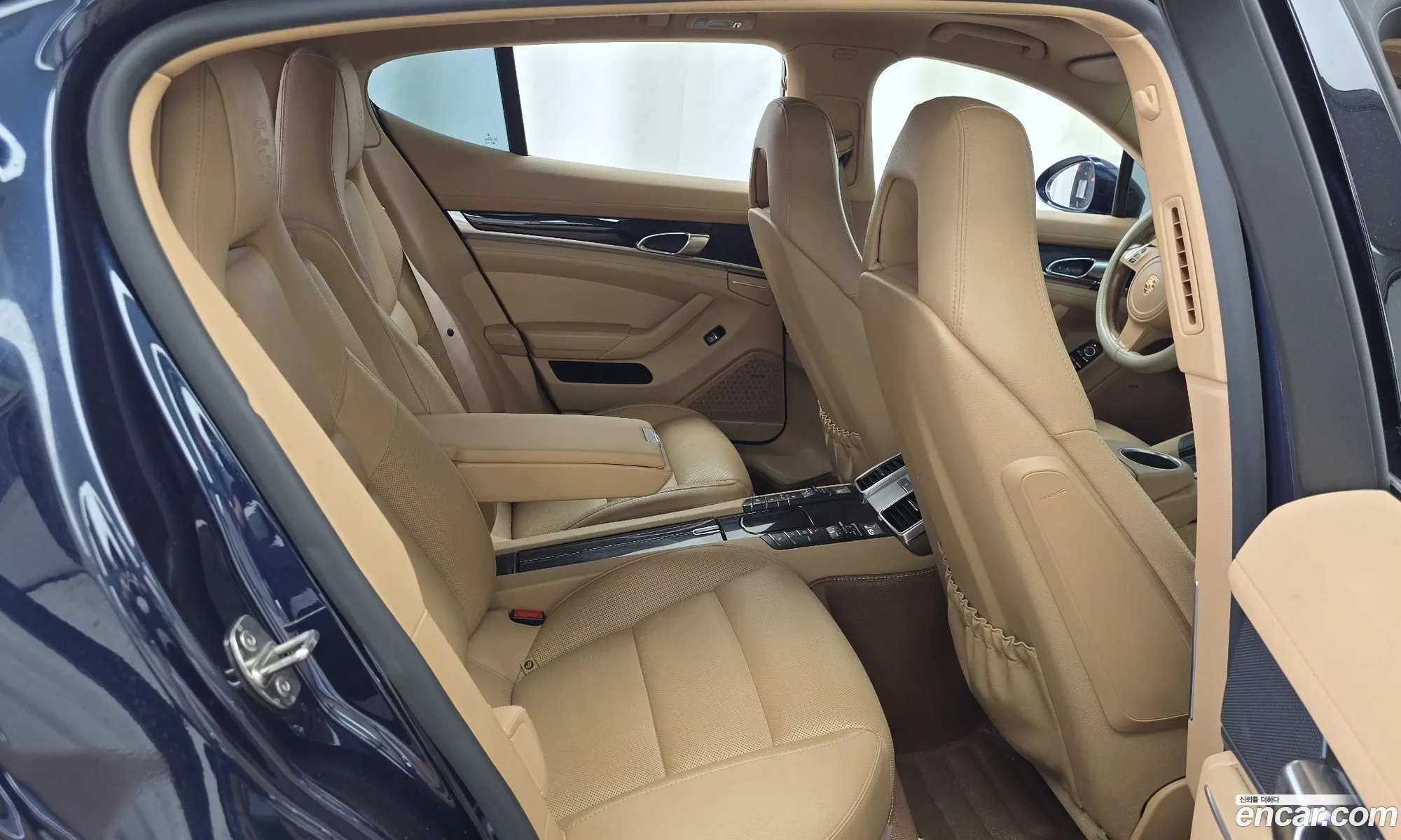 Porsche Panamera 2015 — 13