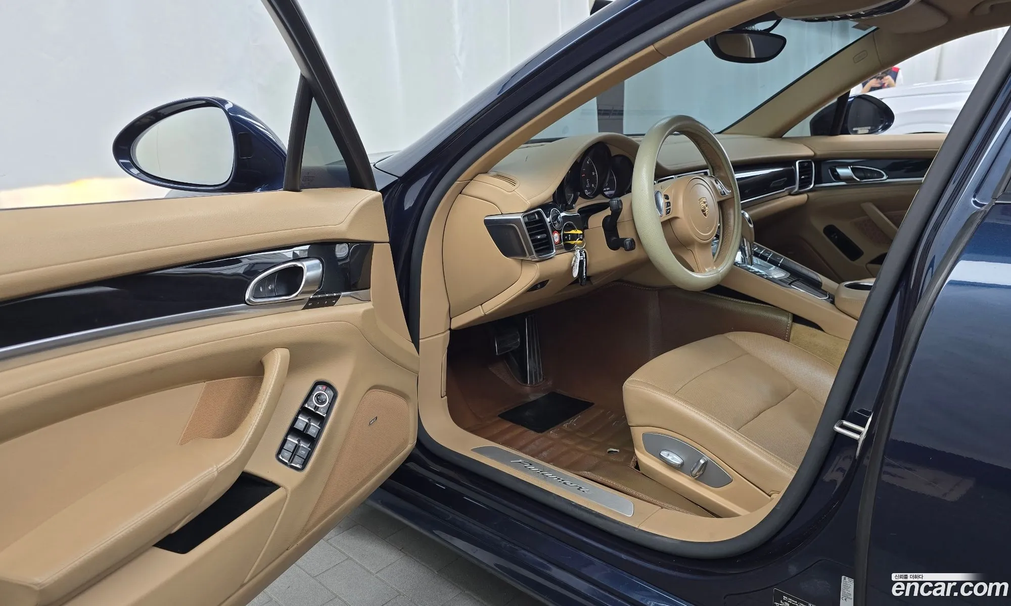 Porsche Panamera 2015 — 9