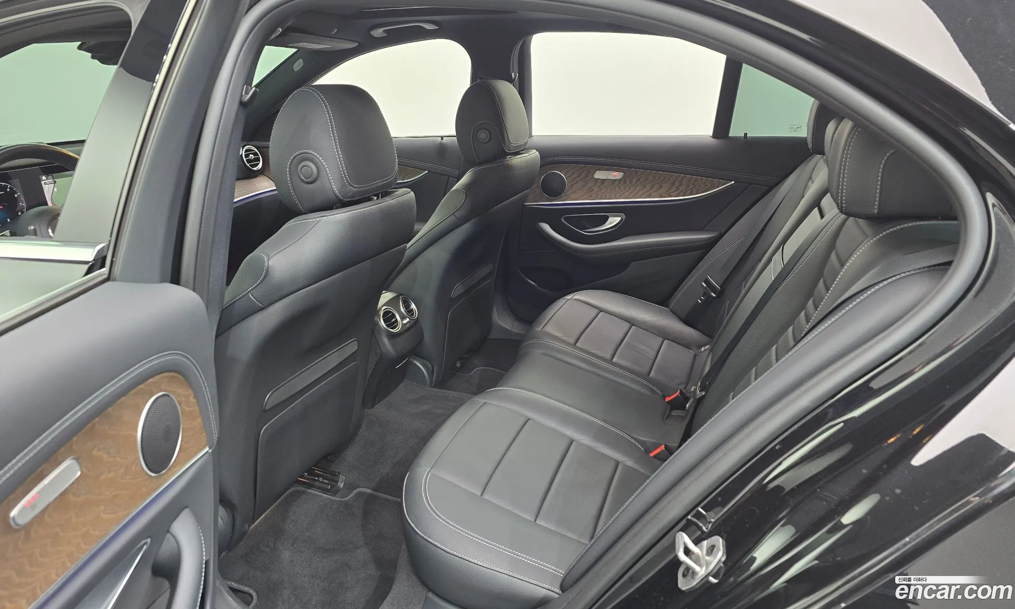 Mercedes-Benz E-Class W213 2021 — 10