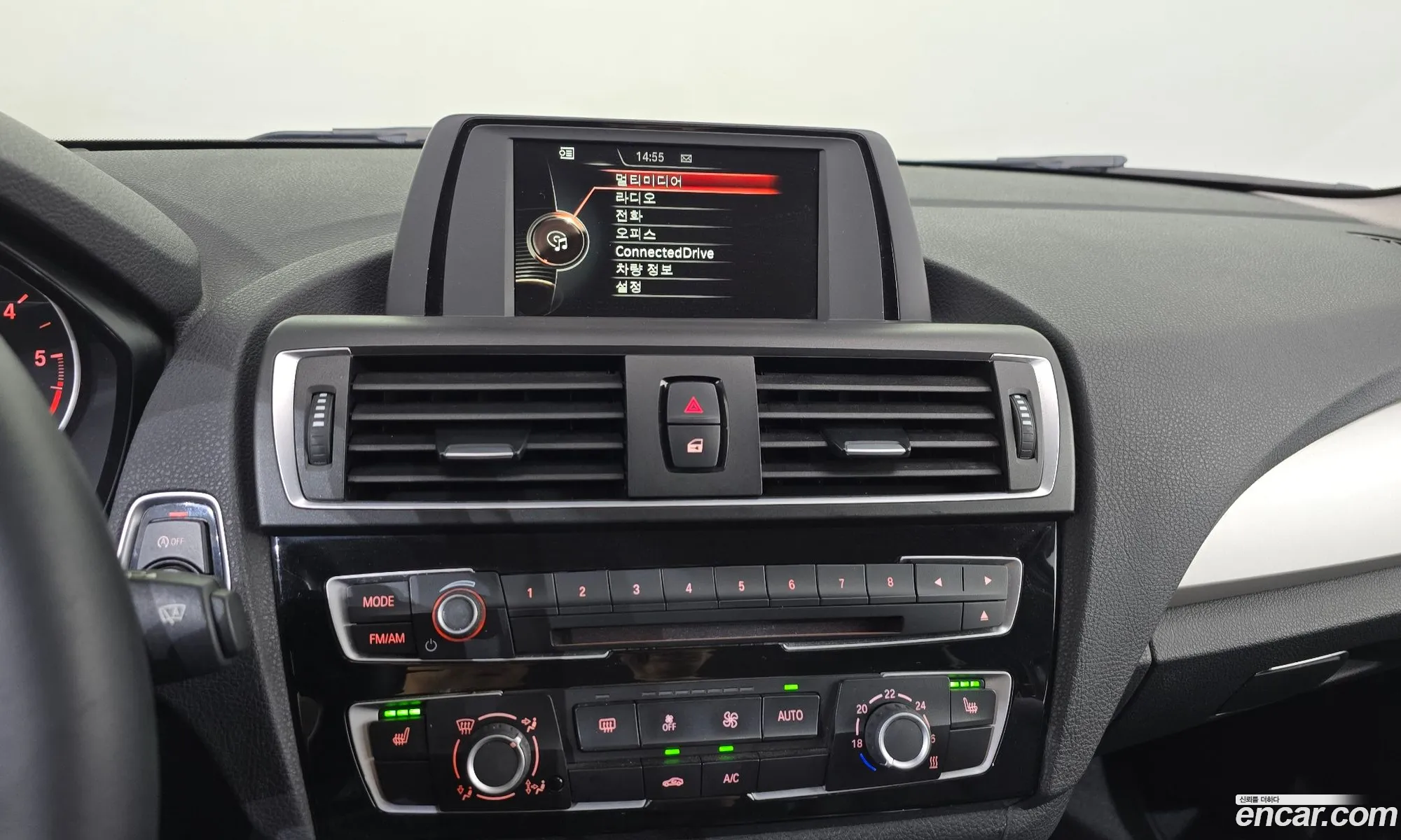 BMW 1 Series 2017 WBA1S510 — 19
