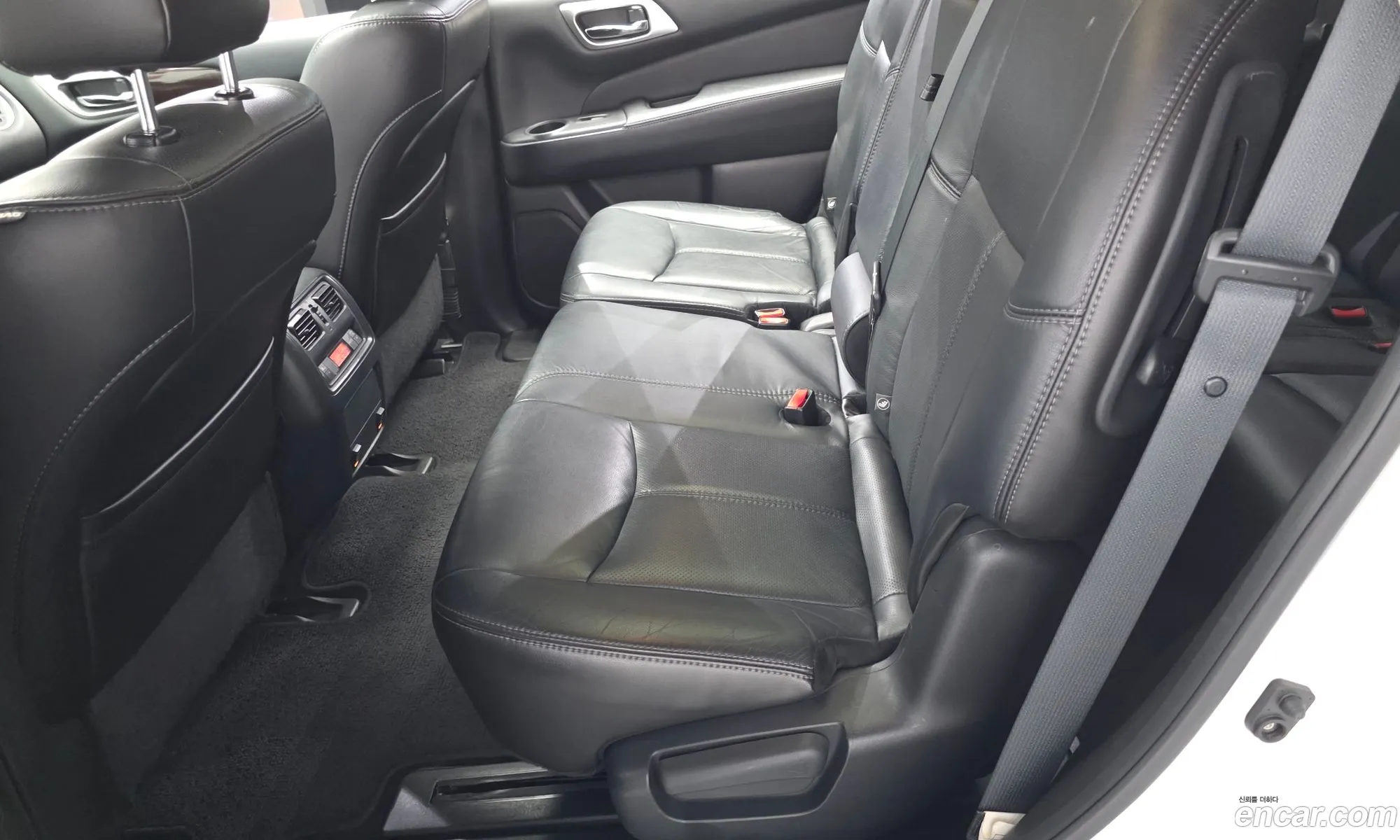 Nissan Pathfinder 2014 — 17