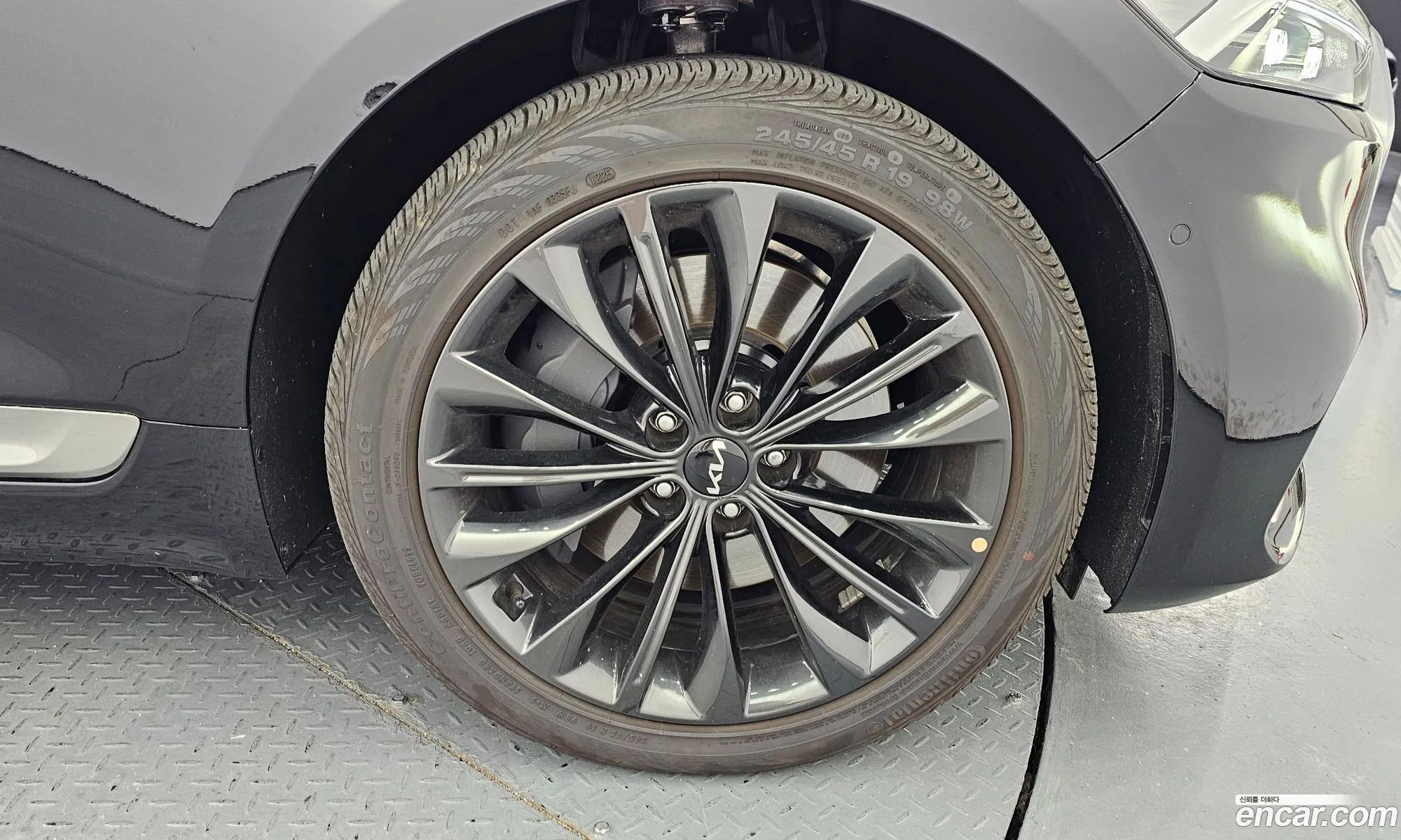 Kia K9 2025 — 4