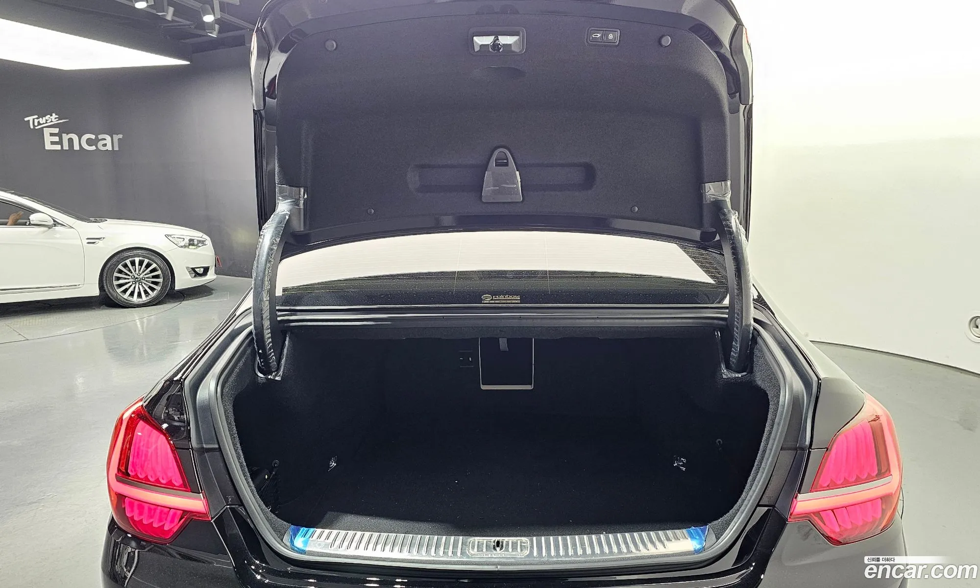 Kia K9 2025 — 3