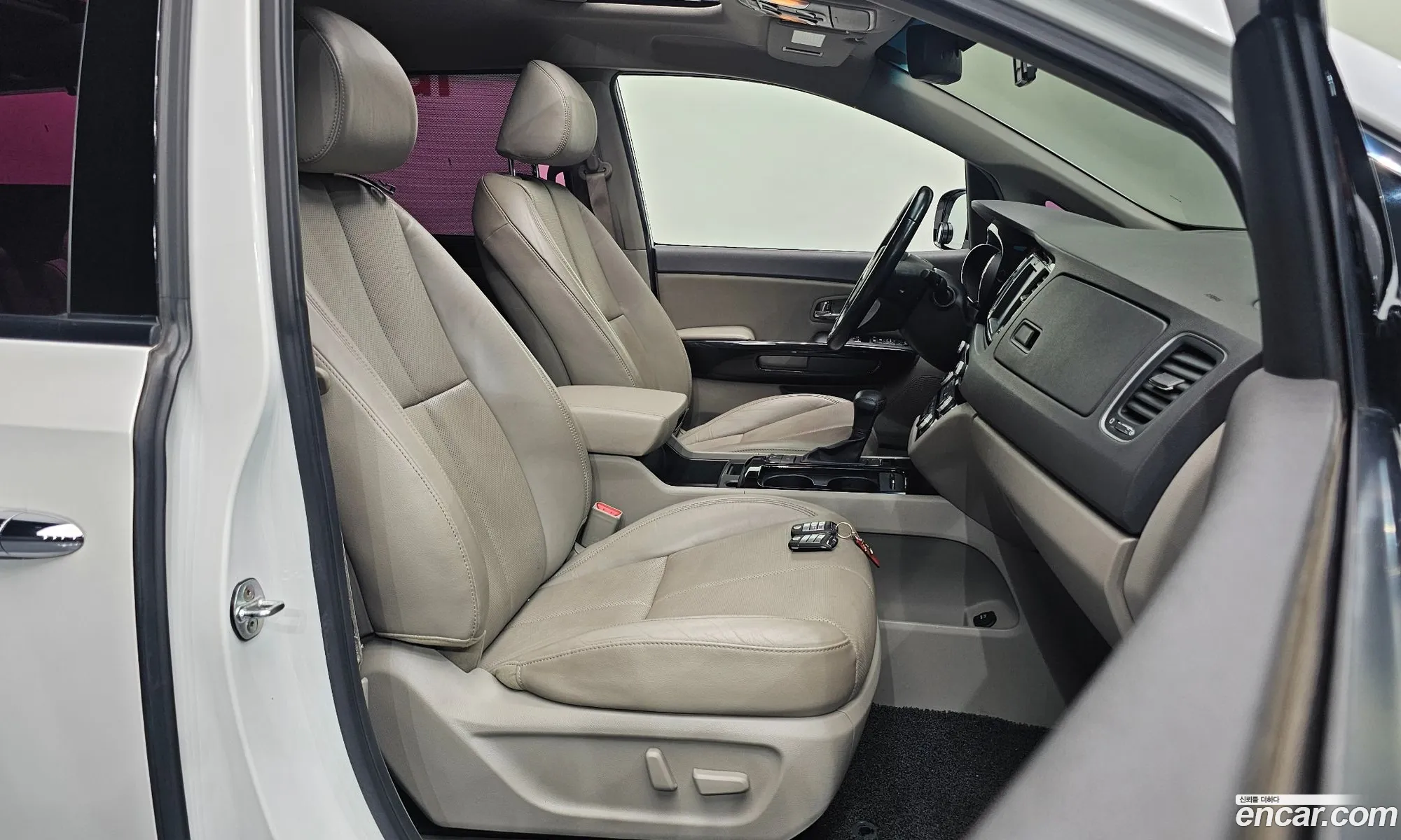 Kia Carnival 2017 — 29