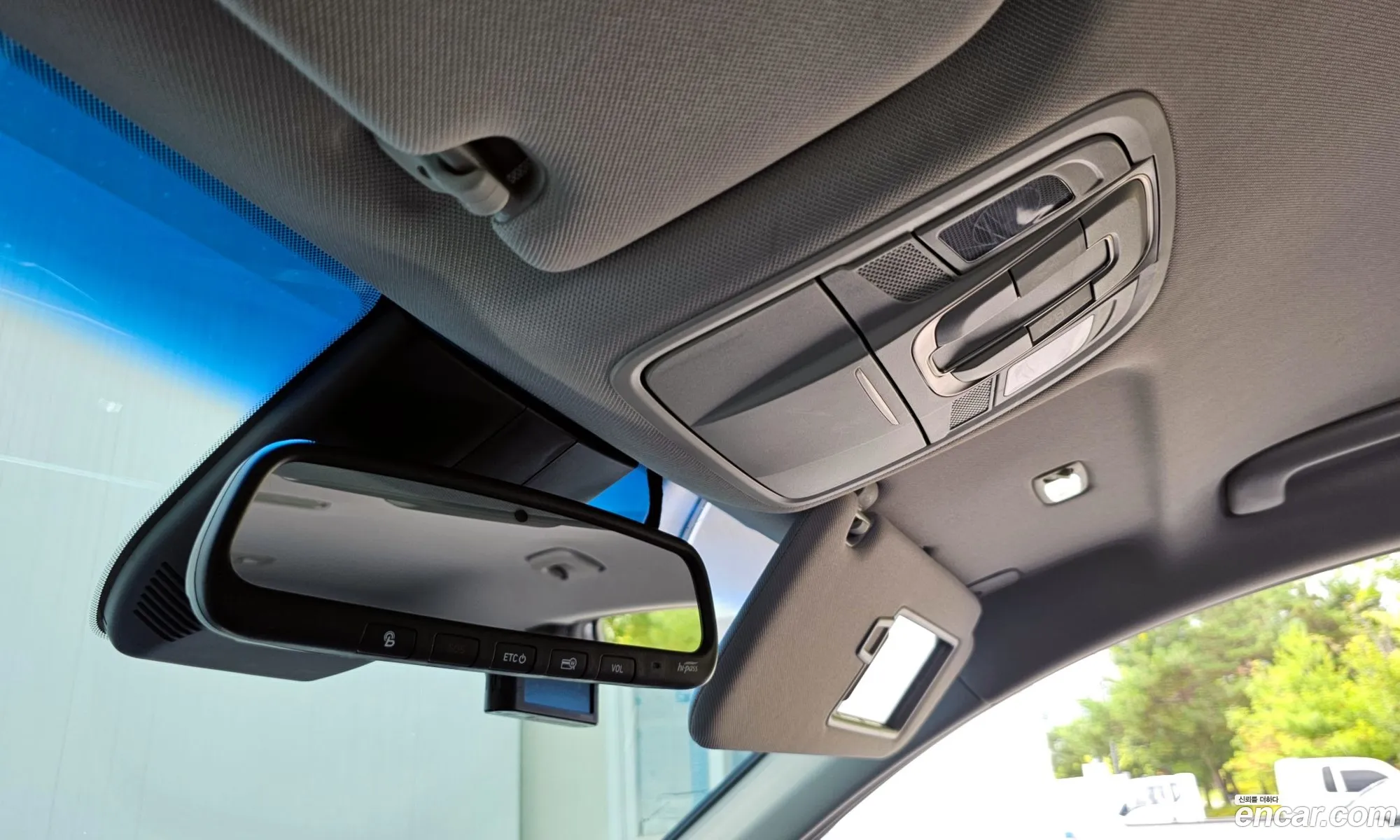 Hyundai Santa Fe TM 2018 KMHS281BBKU108357 — 9