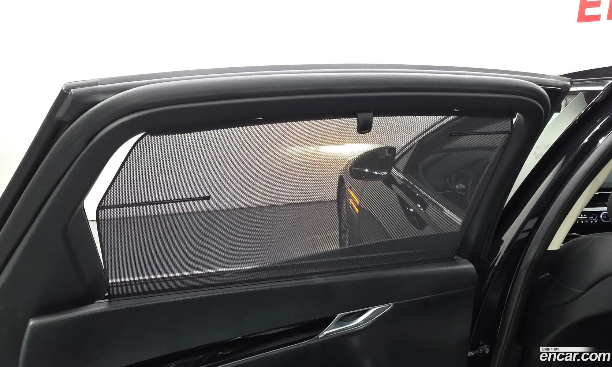 Genesis G80 2023 — 2