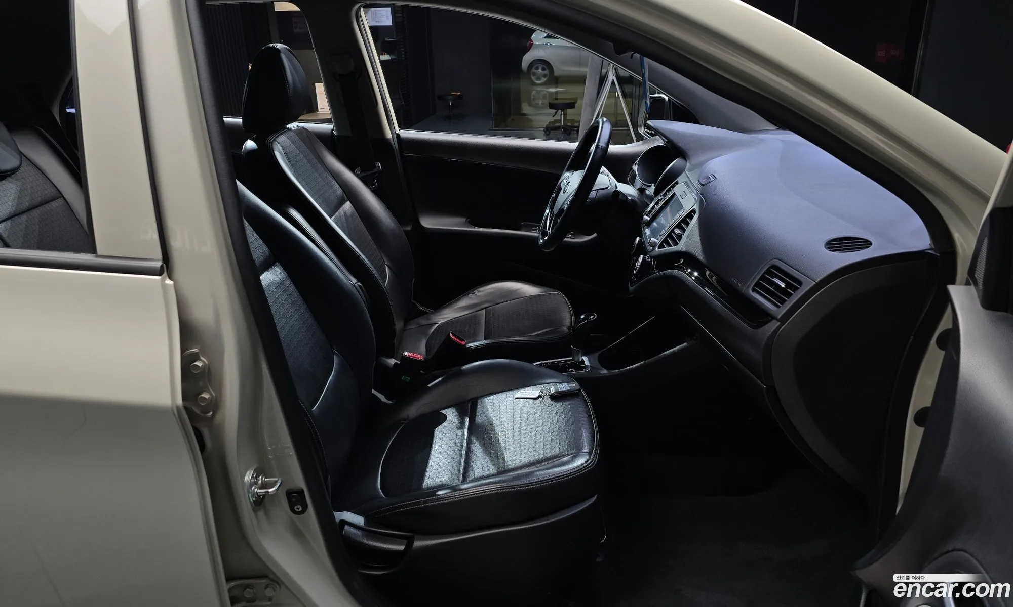 Kia Morning 2015 — 2