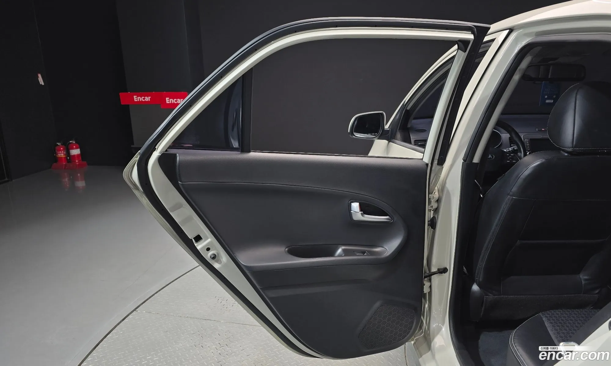 Kia Morning 2015 — 19