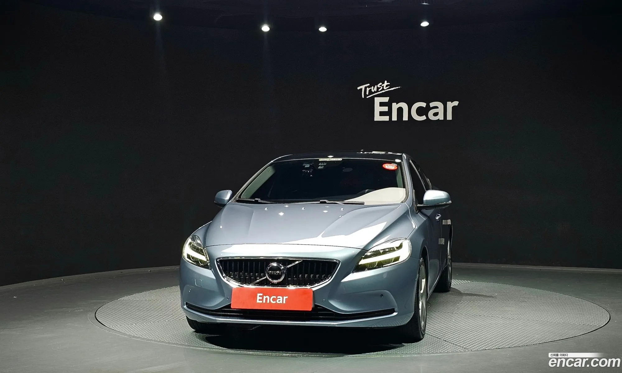 Volvo V40 2016 YV1MV79K0H2374726 — 16