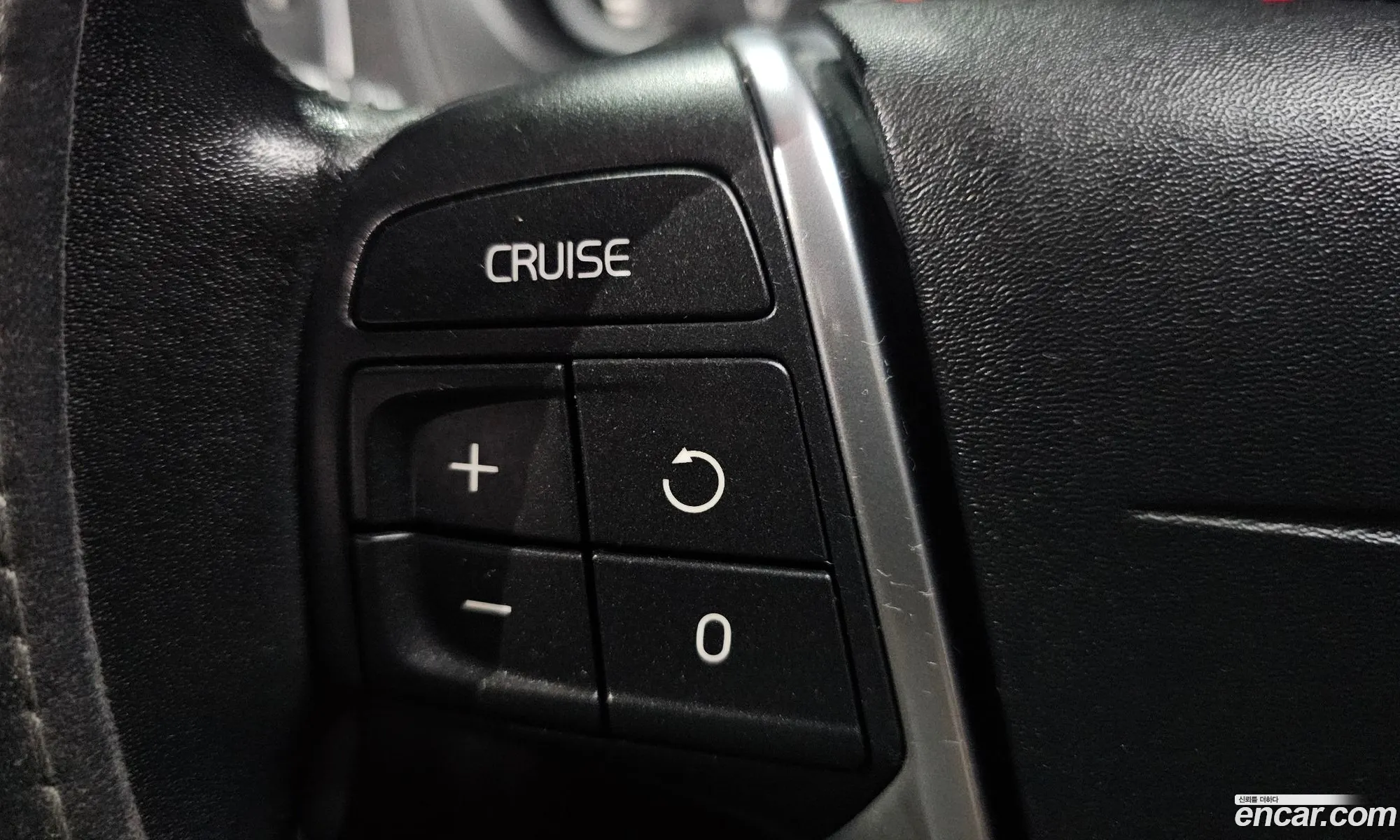 Volvo V40 2016 YV1MV79K0H2374726 — 9