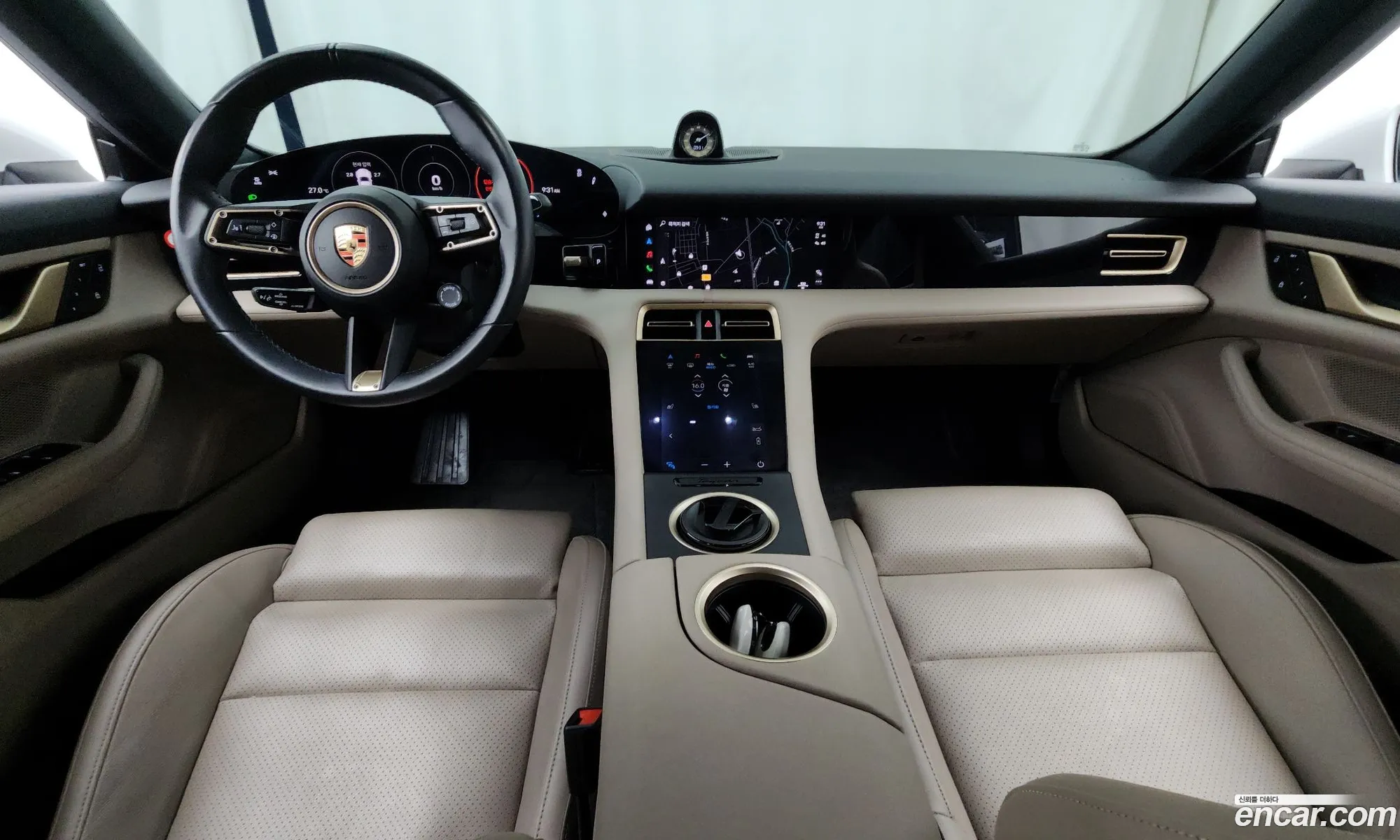 Porsche Taycan 2023 — 11