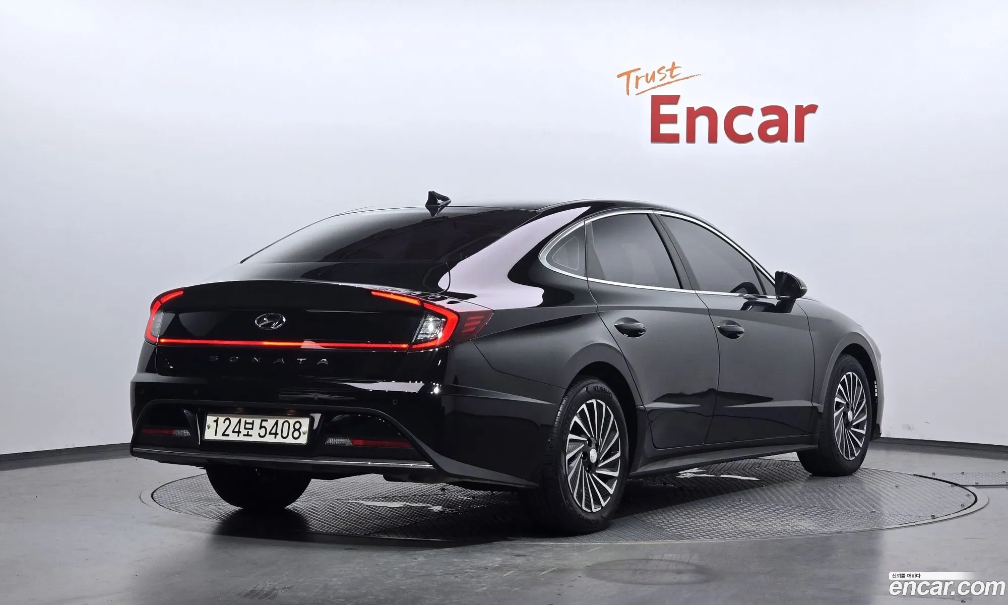 Hyundai Sonata Hybrid 2021 — 30