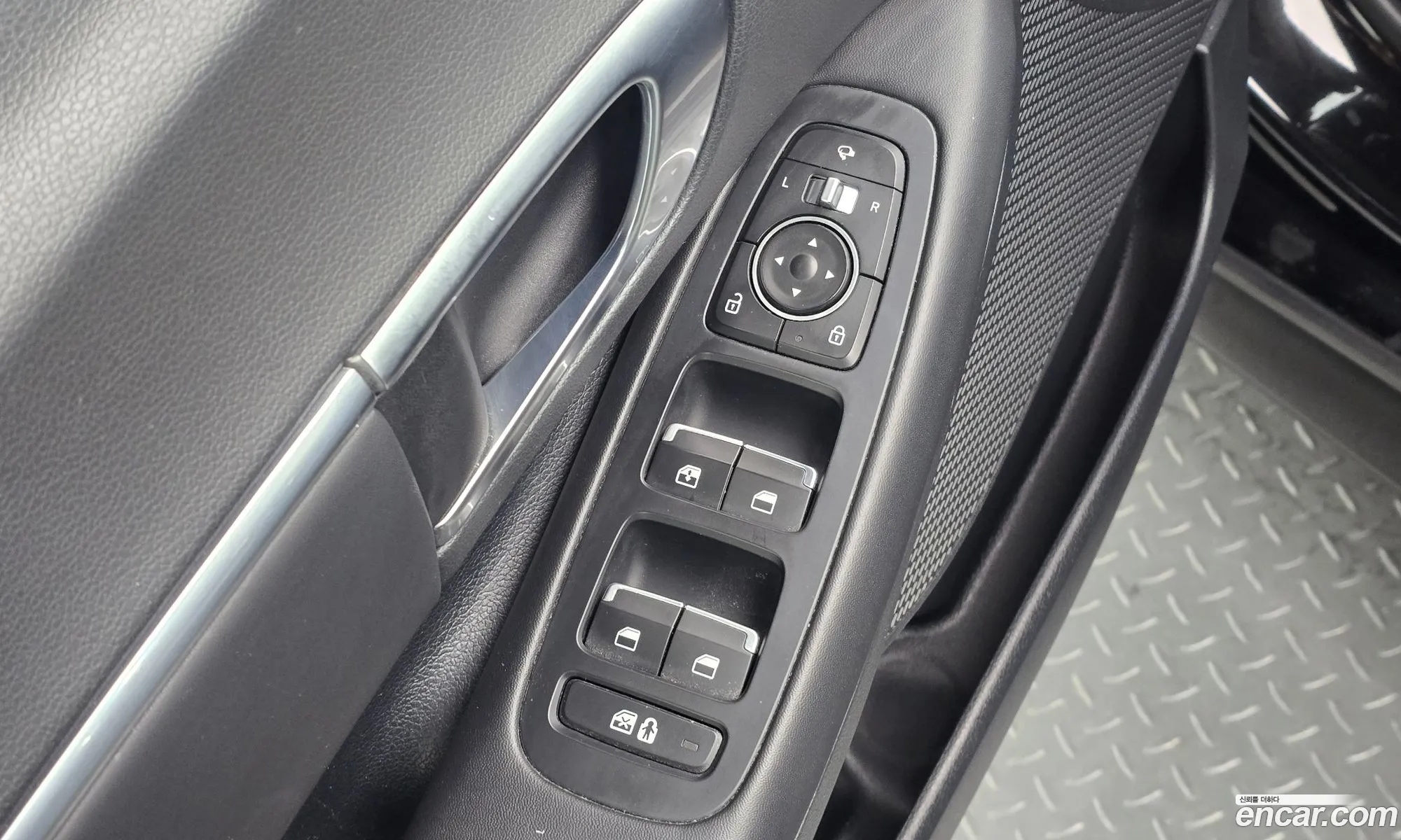 Hyundai Sonata Hybrid 2021 — 10