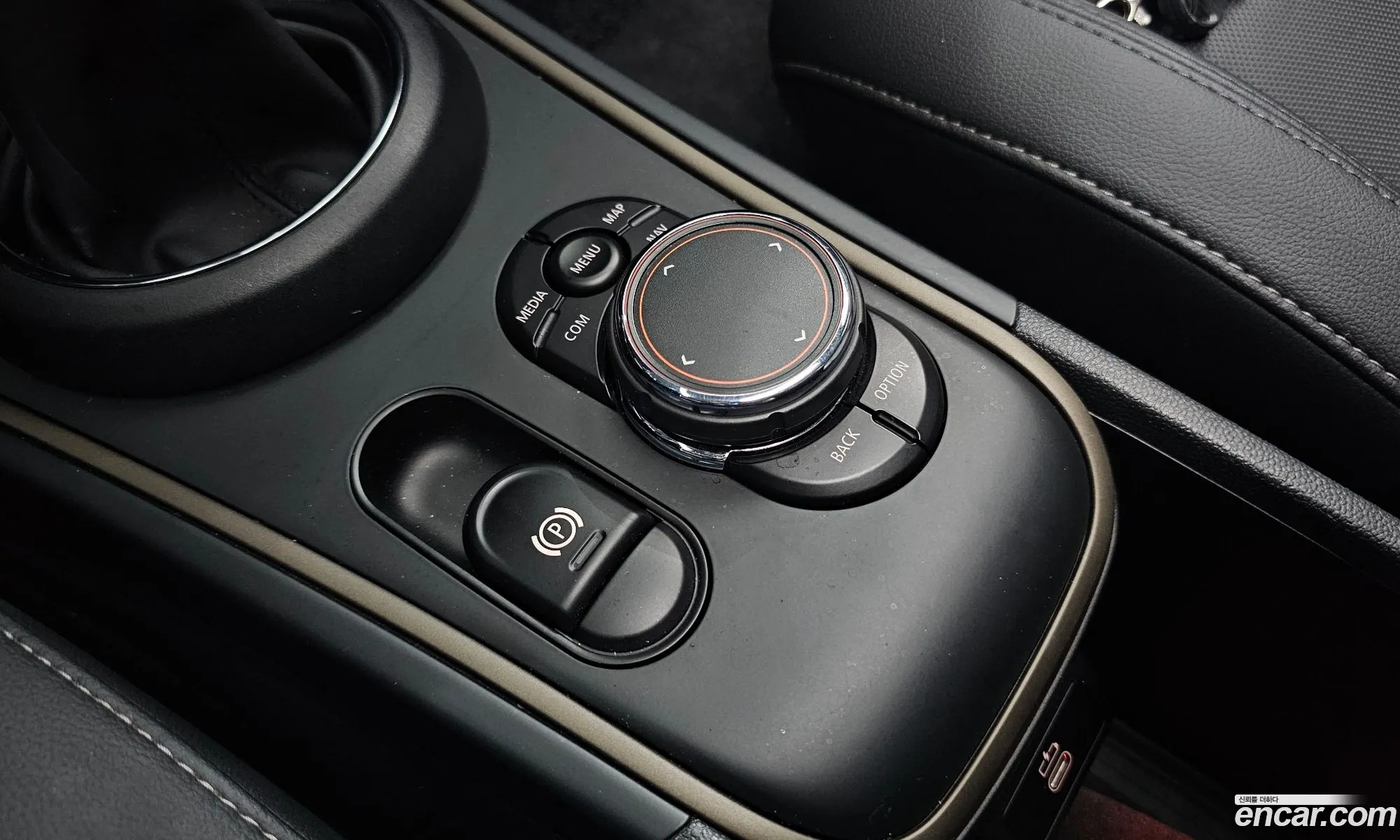 Mini Cooper Countryman 2018 WMWYU9109K3H01700 — 2