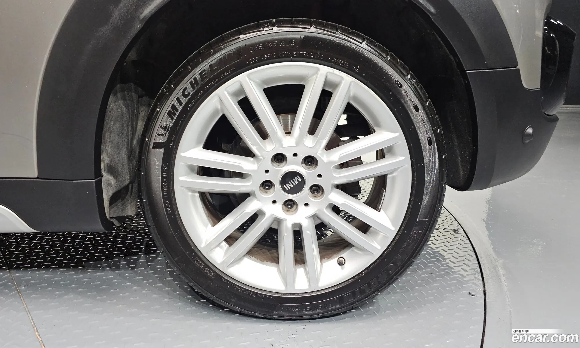 Mini Cooper Countryman 2018 WMWYU9109K3H01700 — 28