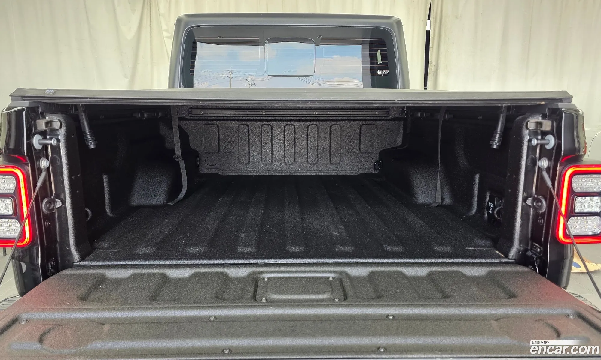 Jeep Gladiator 2021 1C6JJTBG7ML552989 — 21