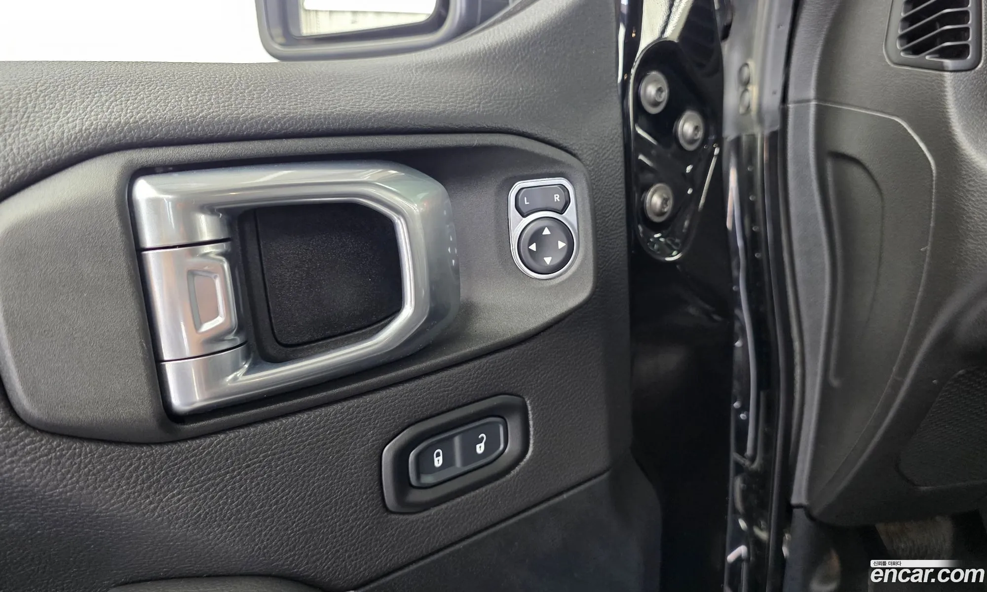 Jeep Gladiator 2021 1C6JJTBG7ML552989 — 16