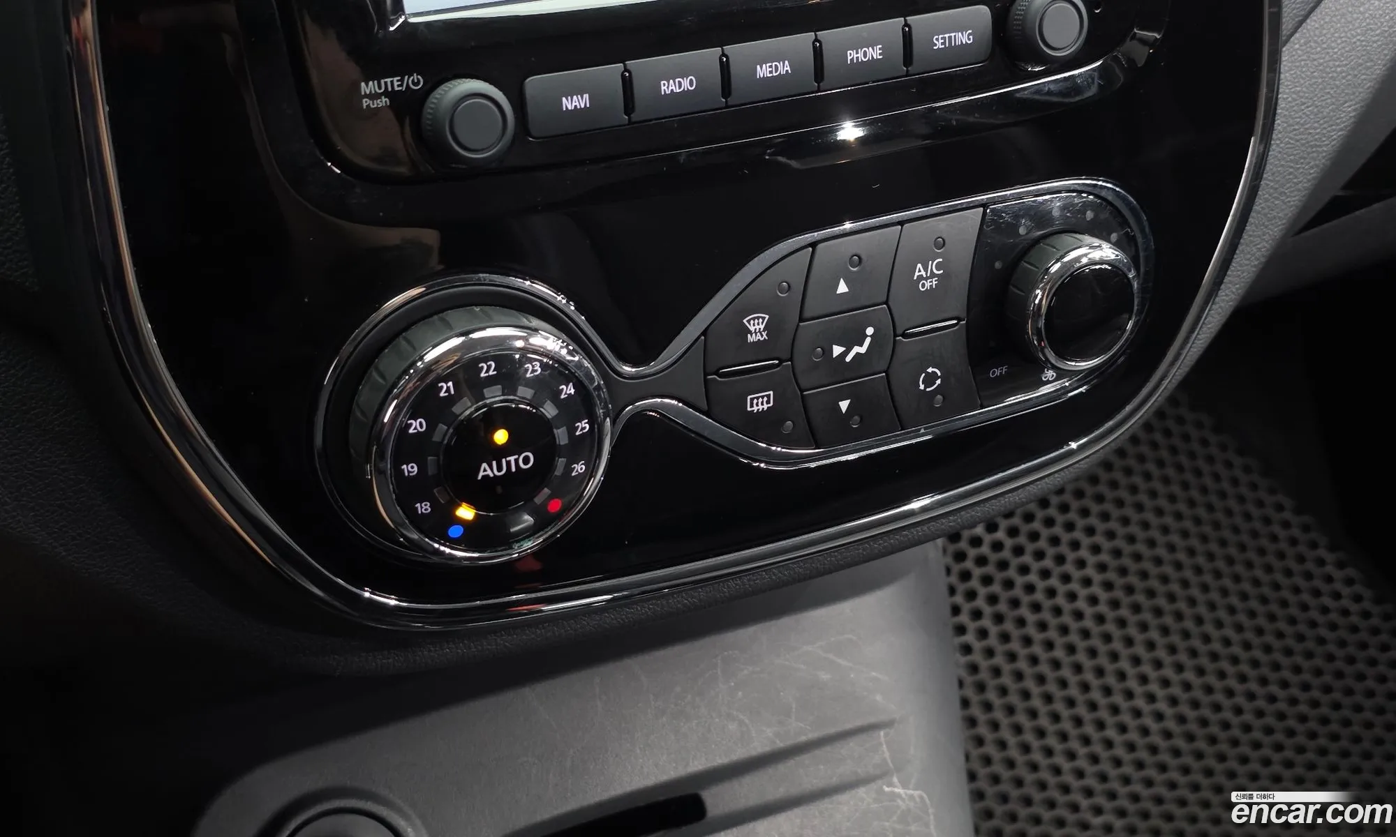 Renault Korea (Samsung) QM3 2016 — 9