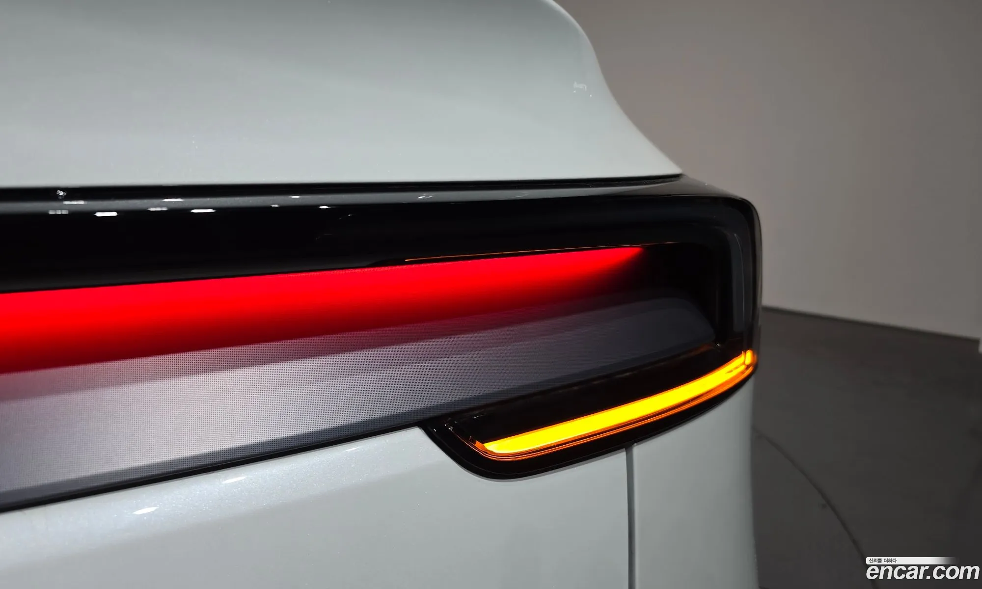 Tesla Model Y 2026 — 7