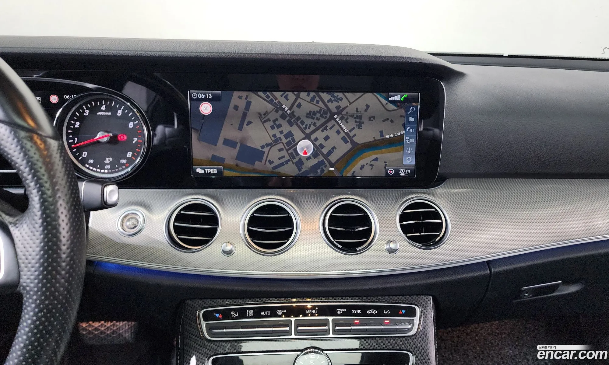Mercedes-Benz E-Class W213 2017 WDDZF4CB1HA123781 — 5
