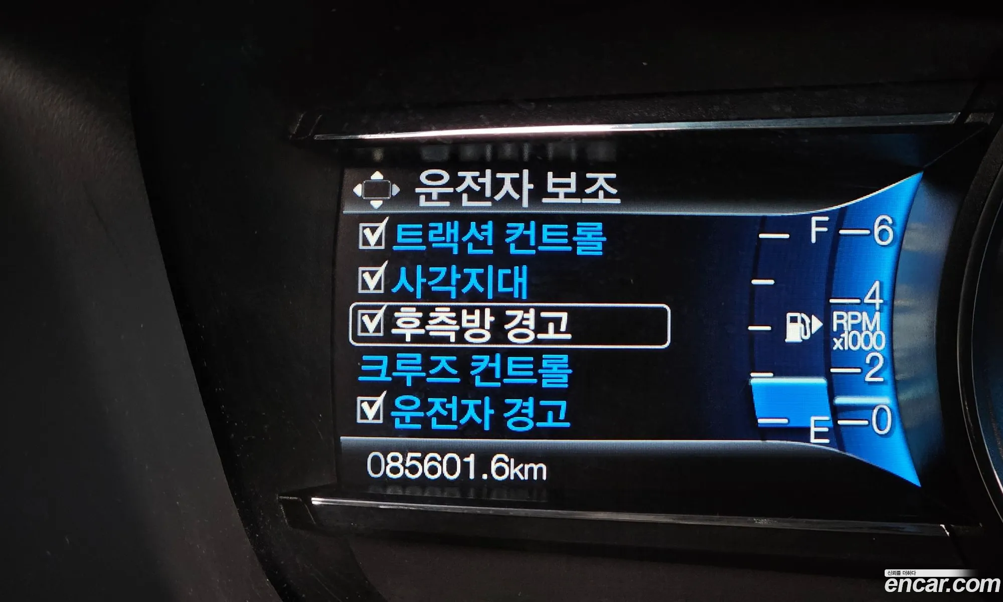 Ford Explorer 2018 1FM5K8FH3JGA48981 — 3