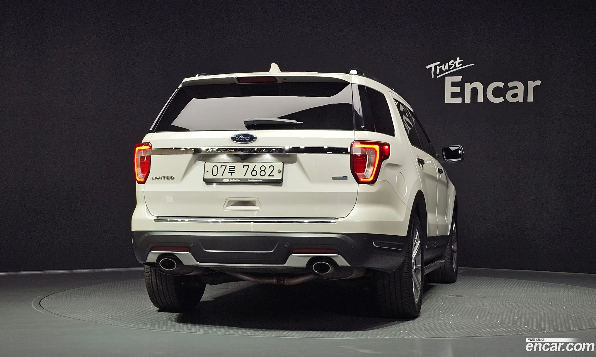 Ford Explorer 2018 1FM5K8FH3JGA48981 — 27