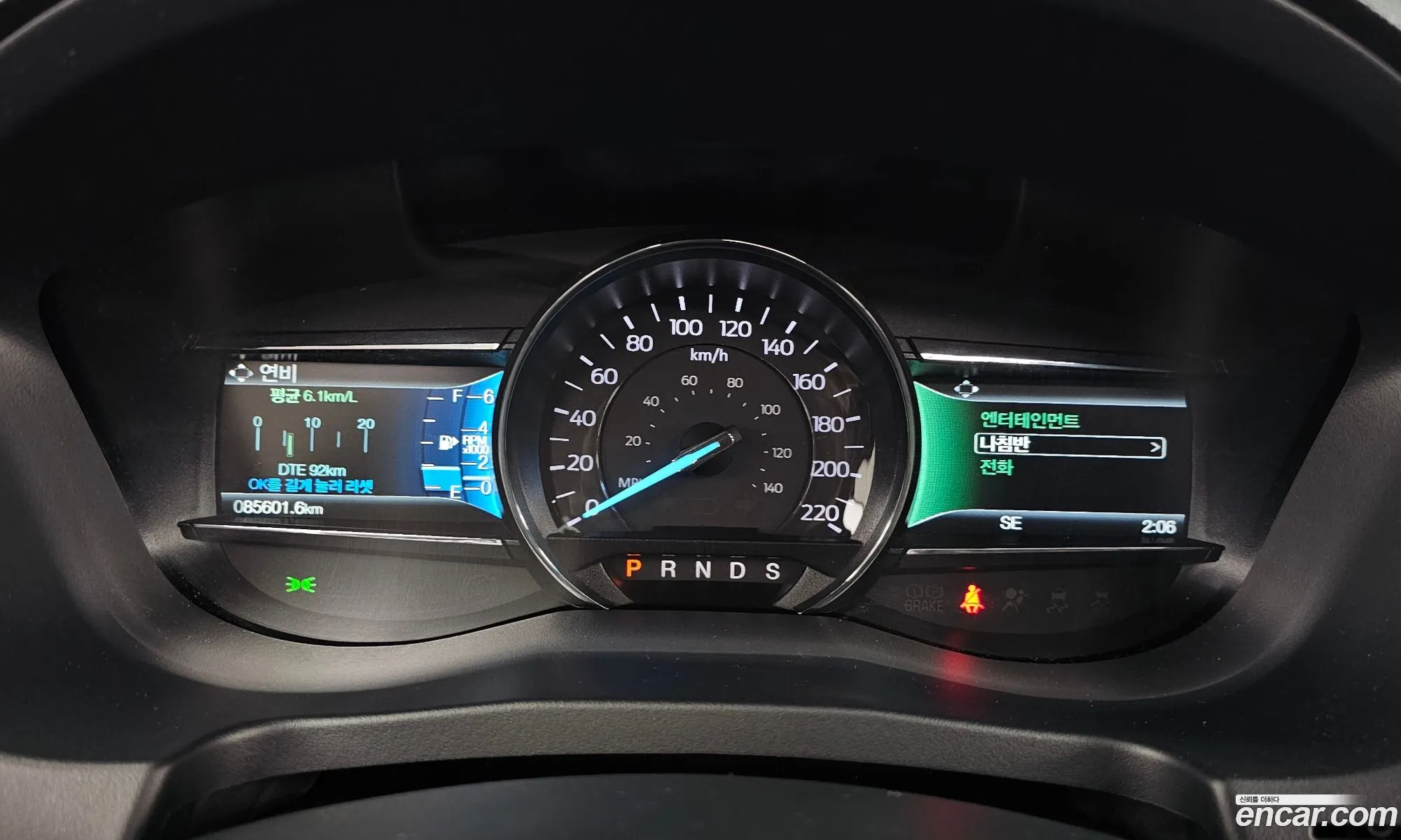 Ford Explorer 2018 1FM5K8FH3JGA48981 — 24