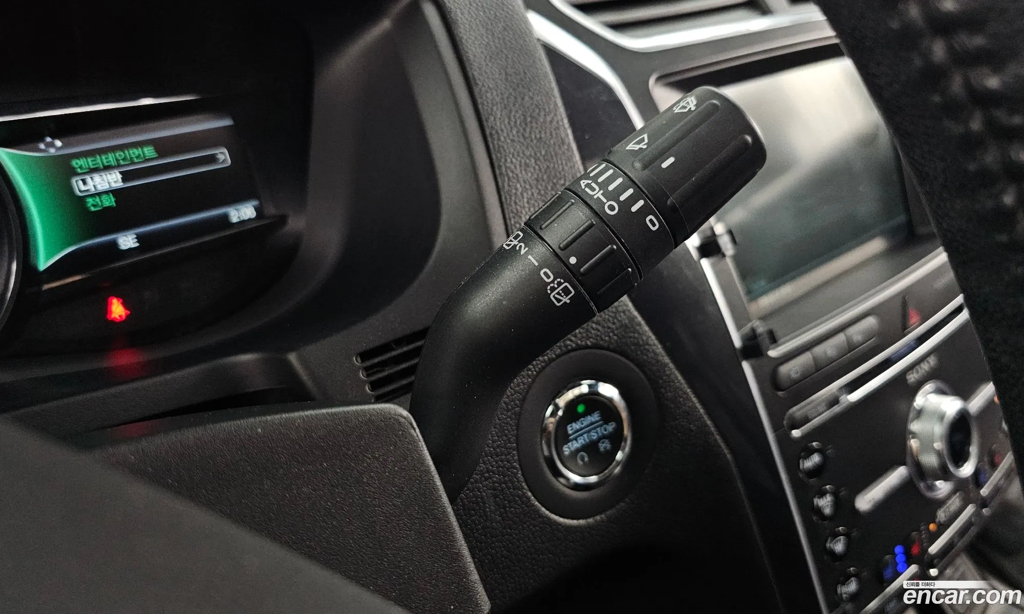 Ford Explorer 2018 1FM5K8FH3JGA48981 — 4