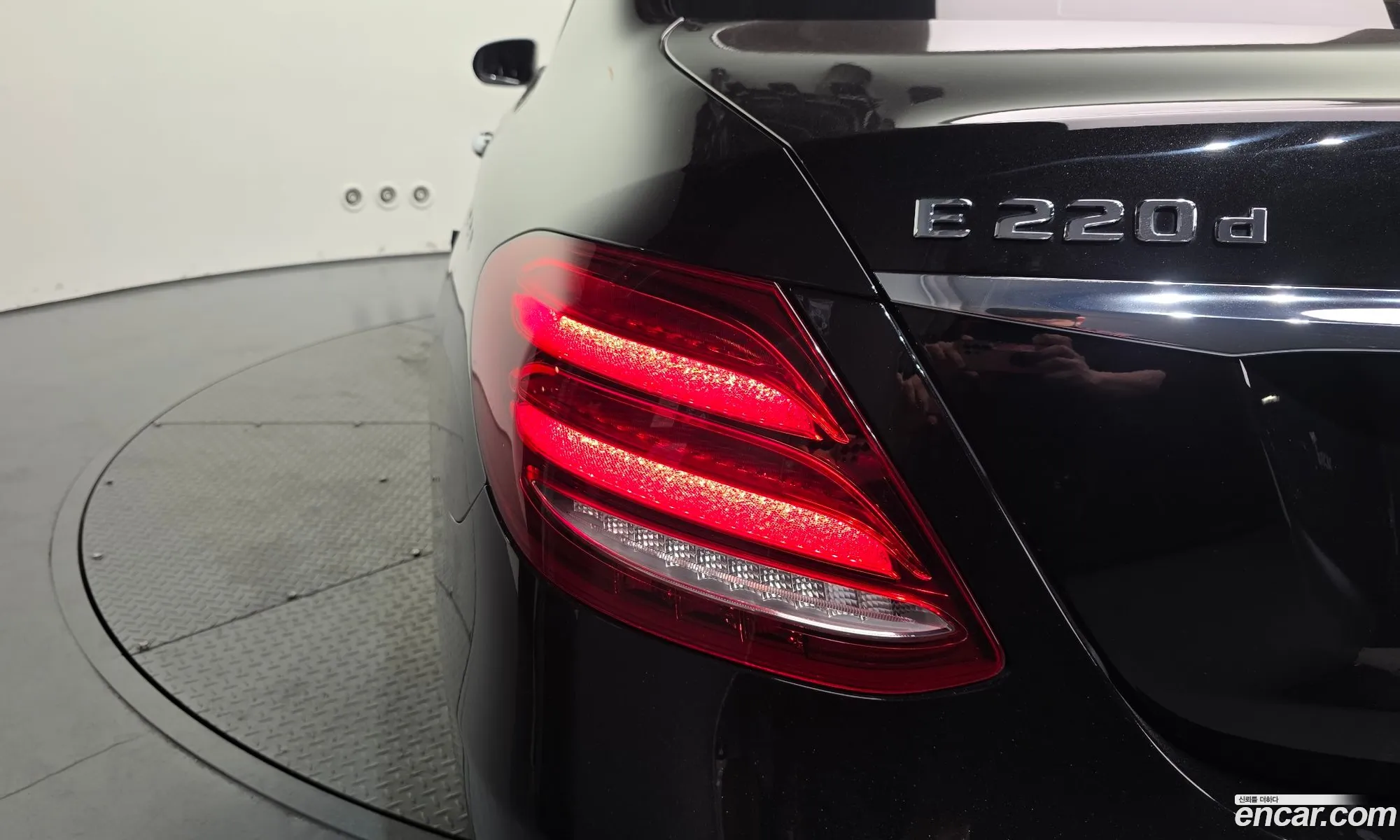 Mercedes-Benz E-Class W213 2017 — 17