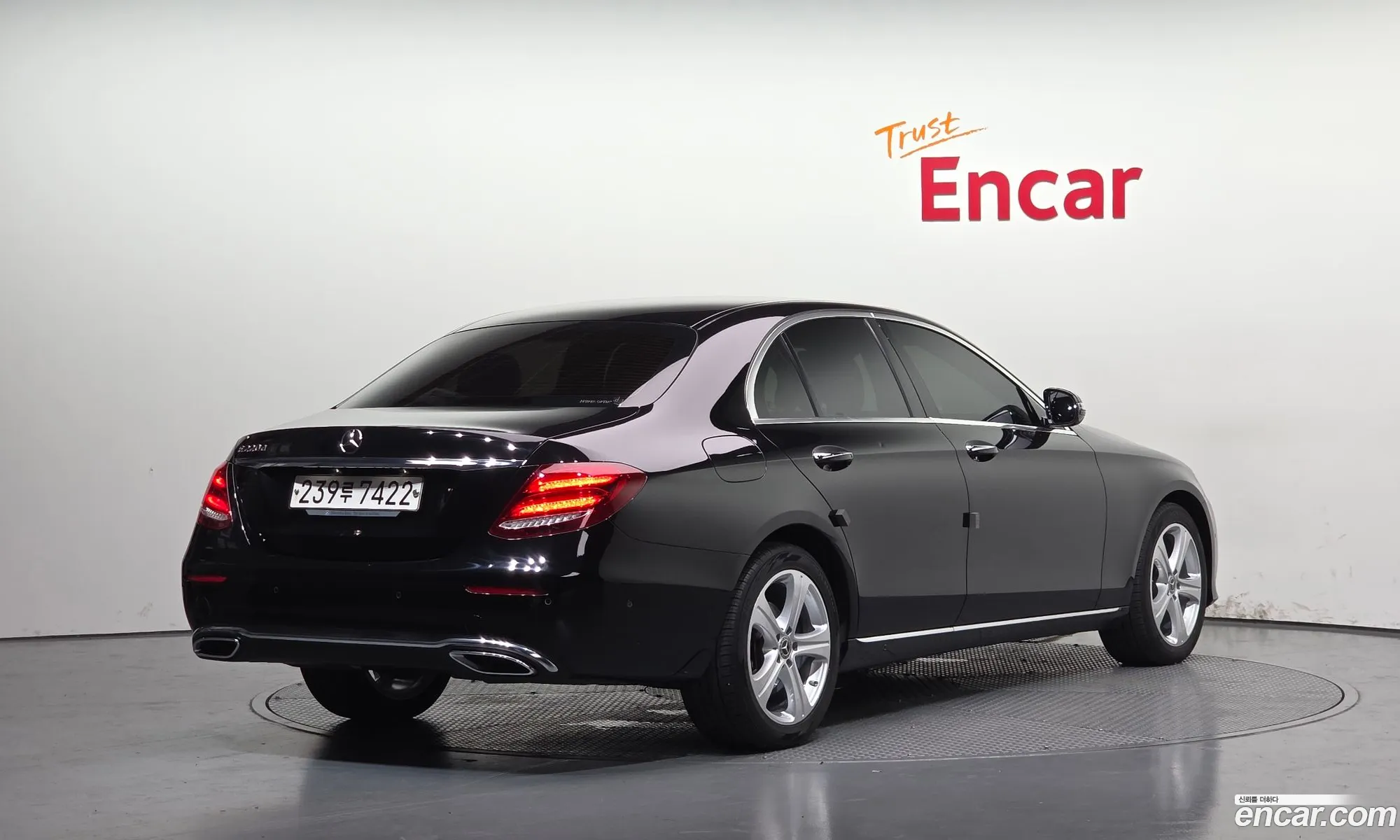 Mercedes-Benz E-Class W213 2017 — 8