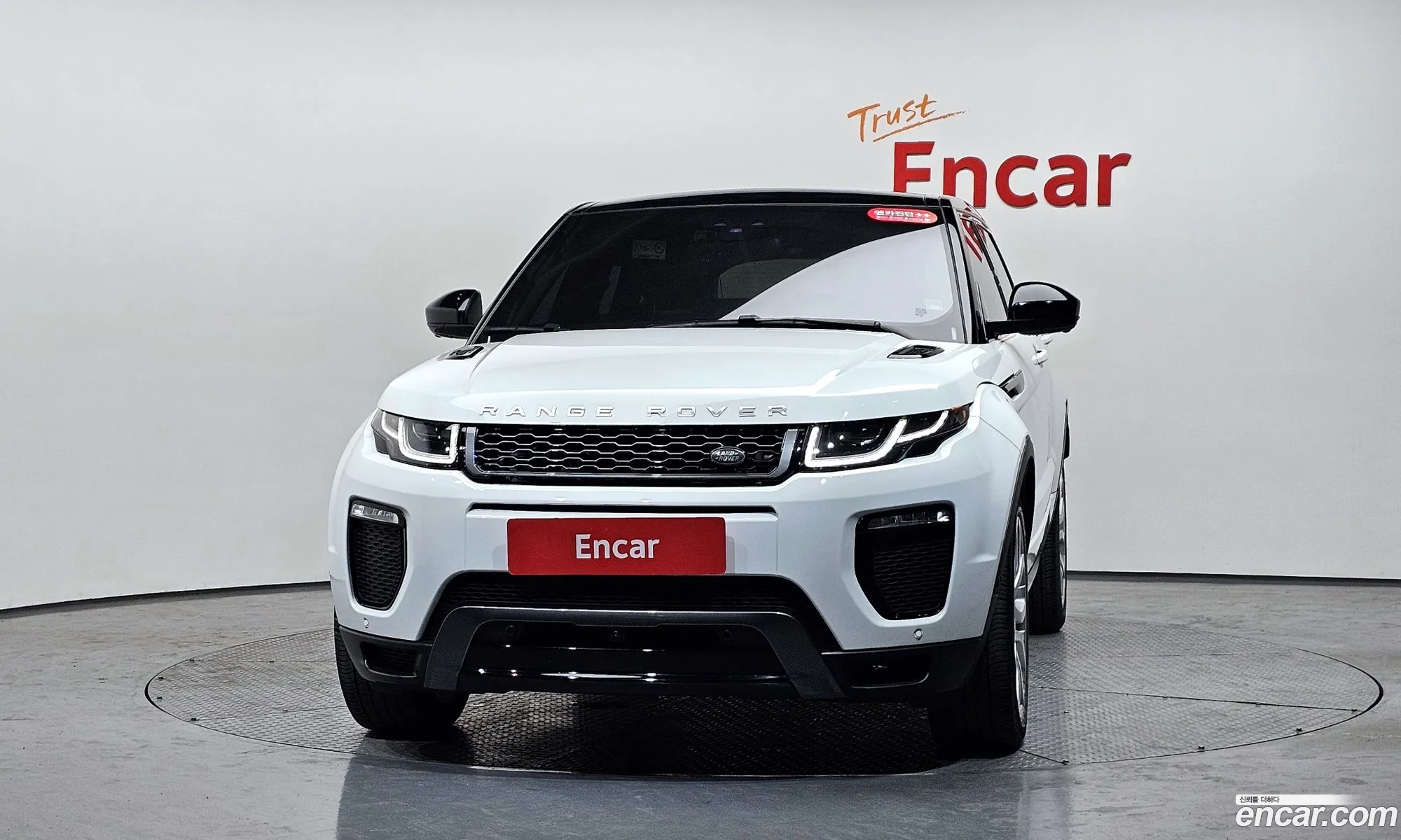 Land Rover Range Rover Evoque 2019 — 14
