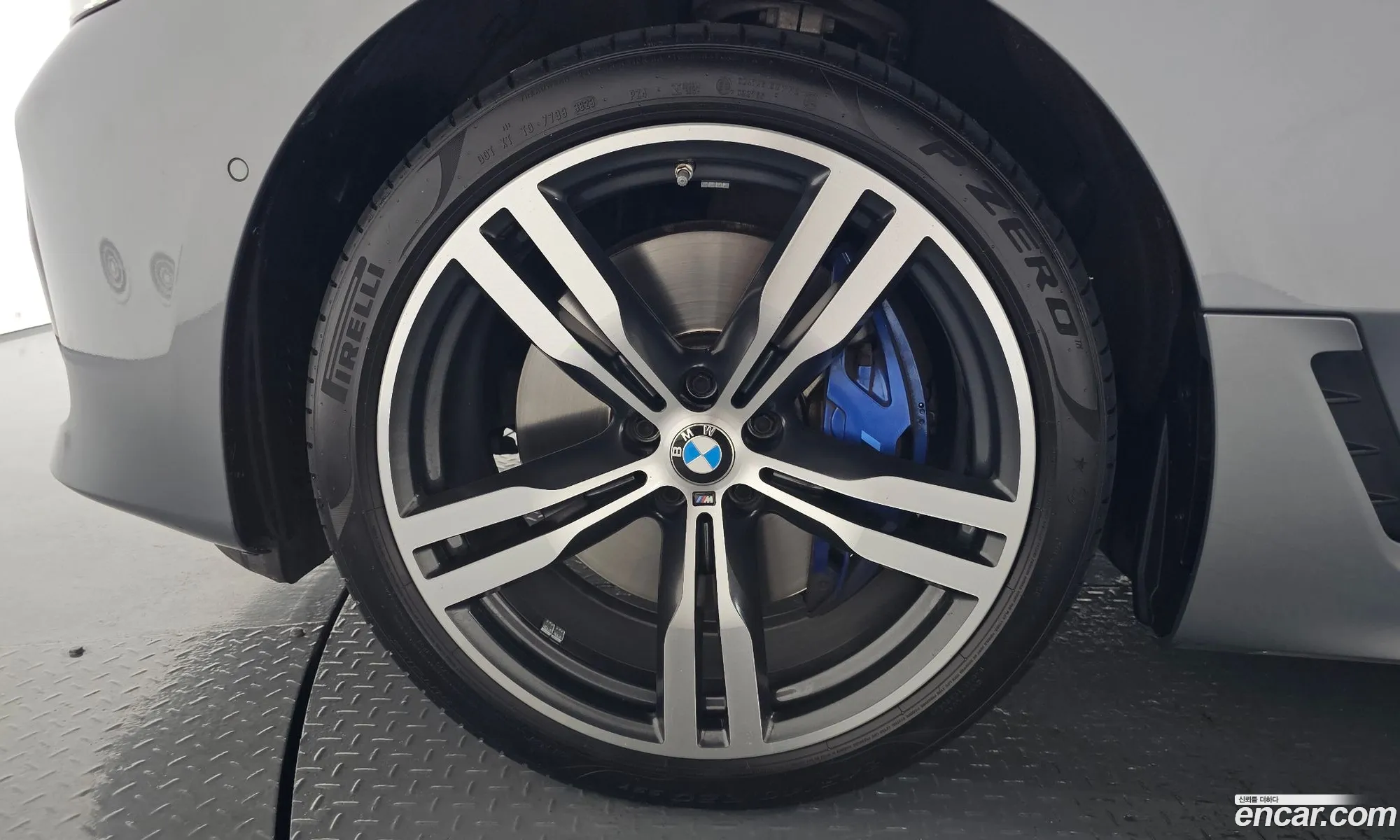 BMW 6 Series GT 2024 — 7