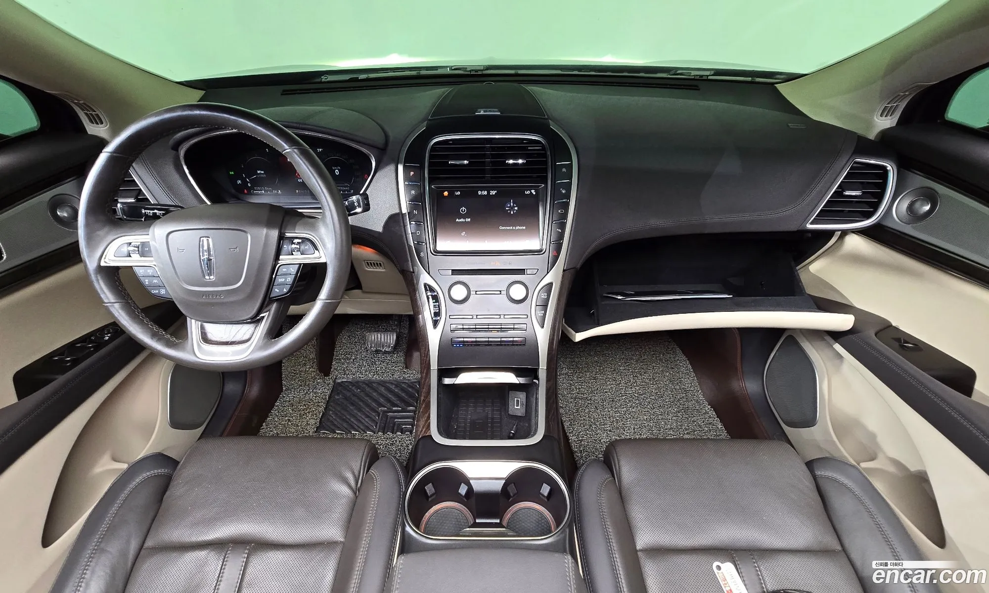 Lincoln Nautilus 2019 2LMPJ8LP7KBL64954 — 17