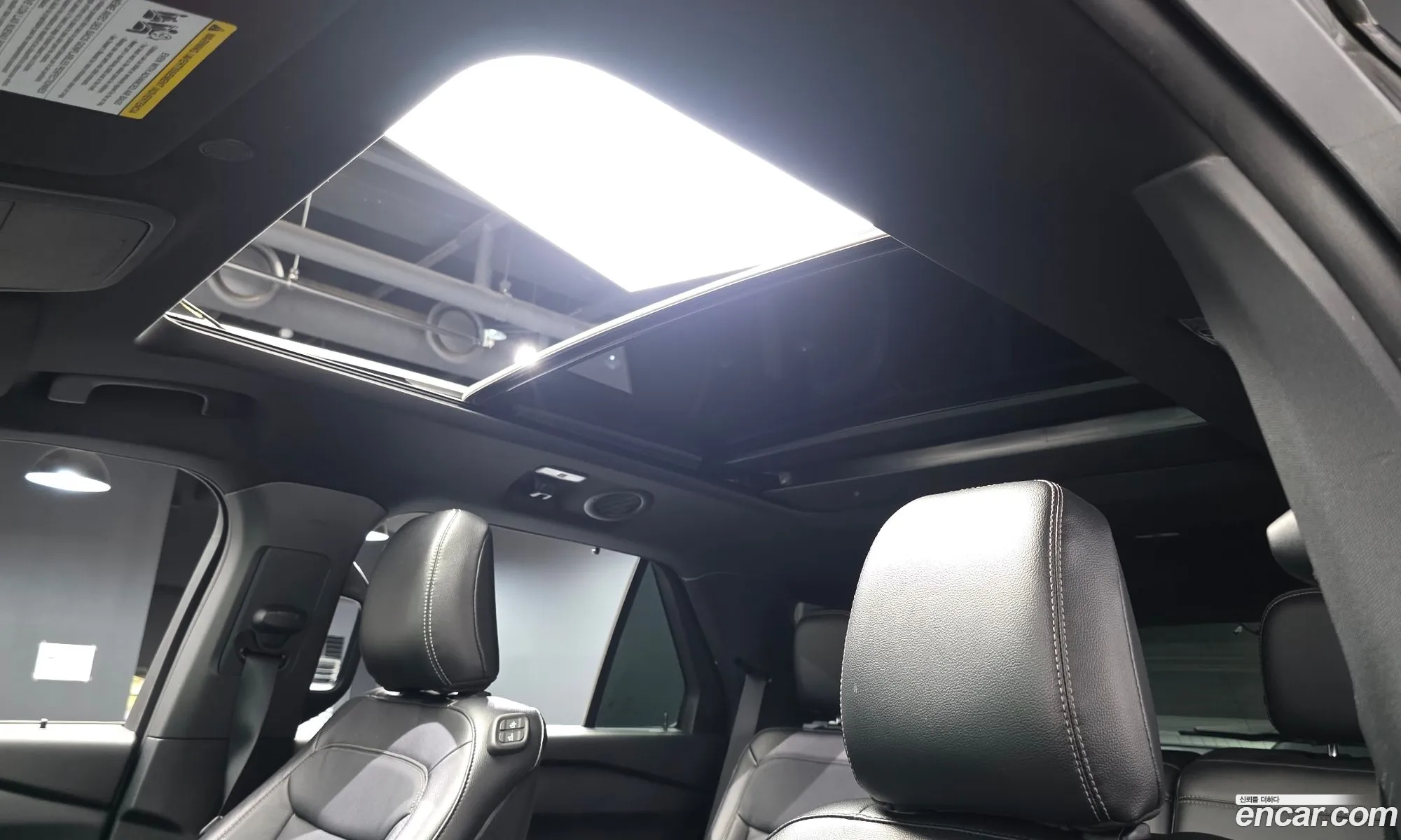 Ford Explorer 6th Gen 2020 1FMSK8FHXLGA96502 — 9