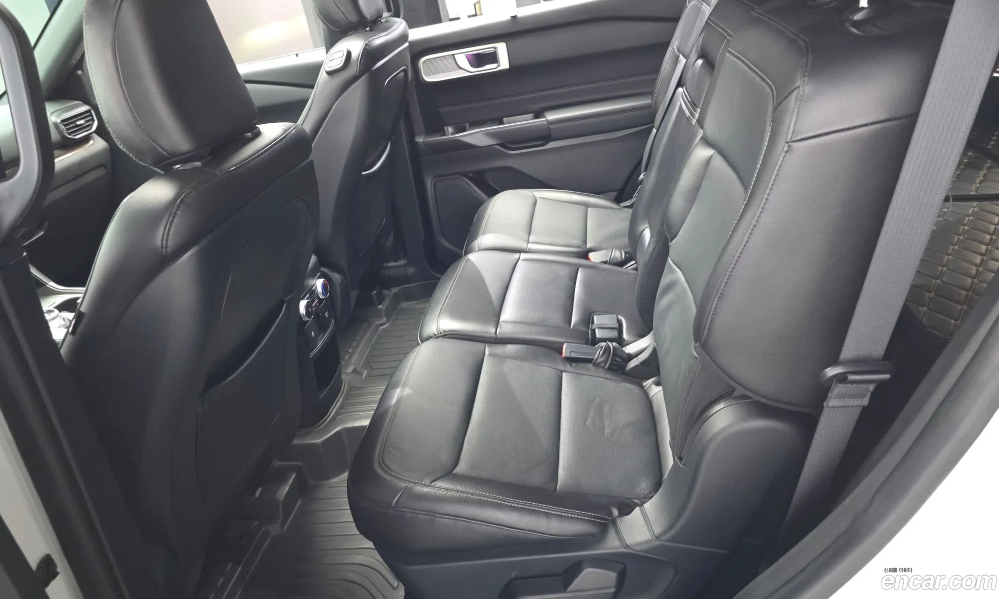 Ford Explorer 6th Gen 2020 1FMSK8FHXLGA96502 — 15