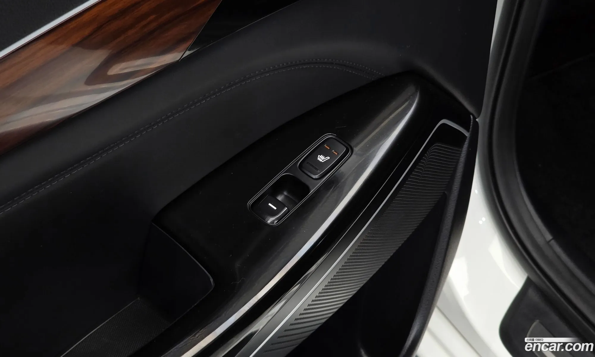 Kia K7 2016 — 19